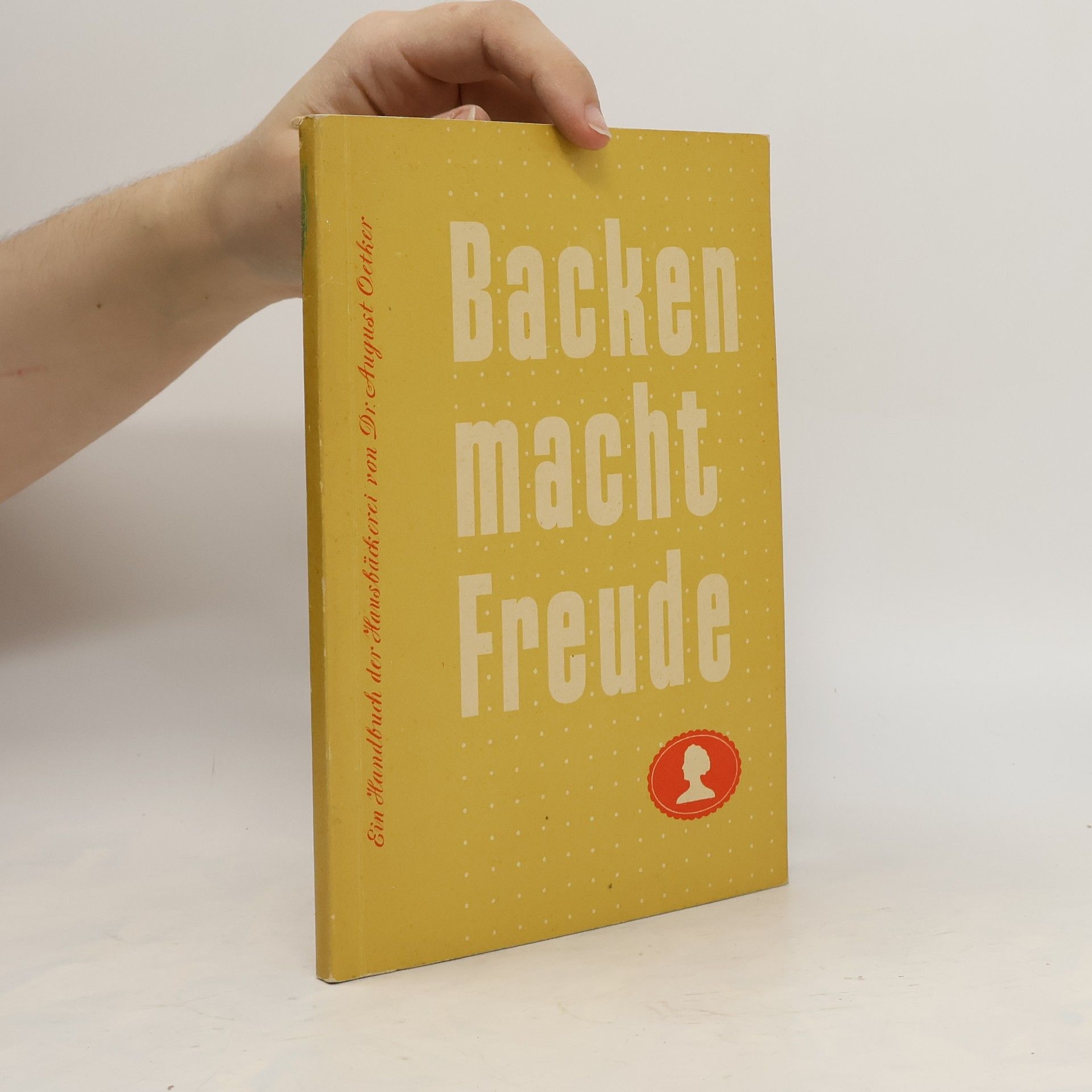 August Oetker Backet macht Freude