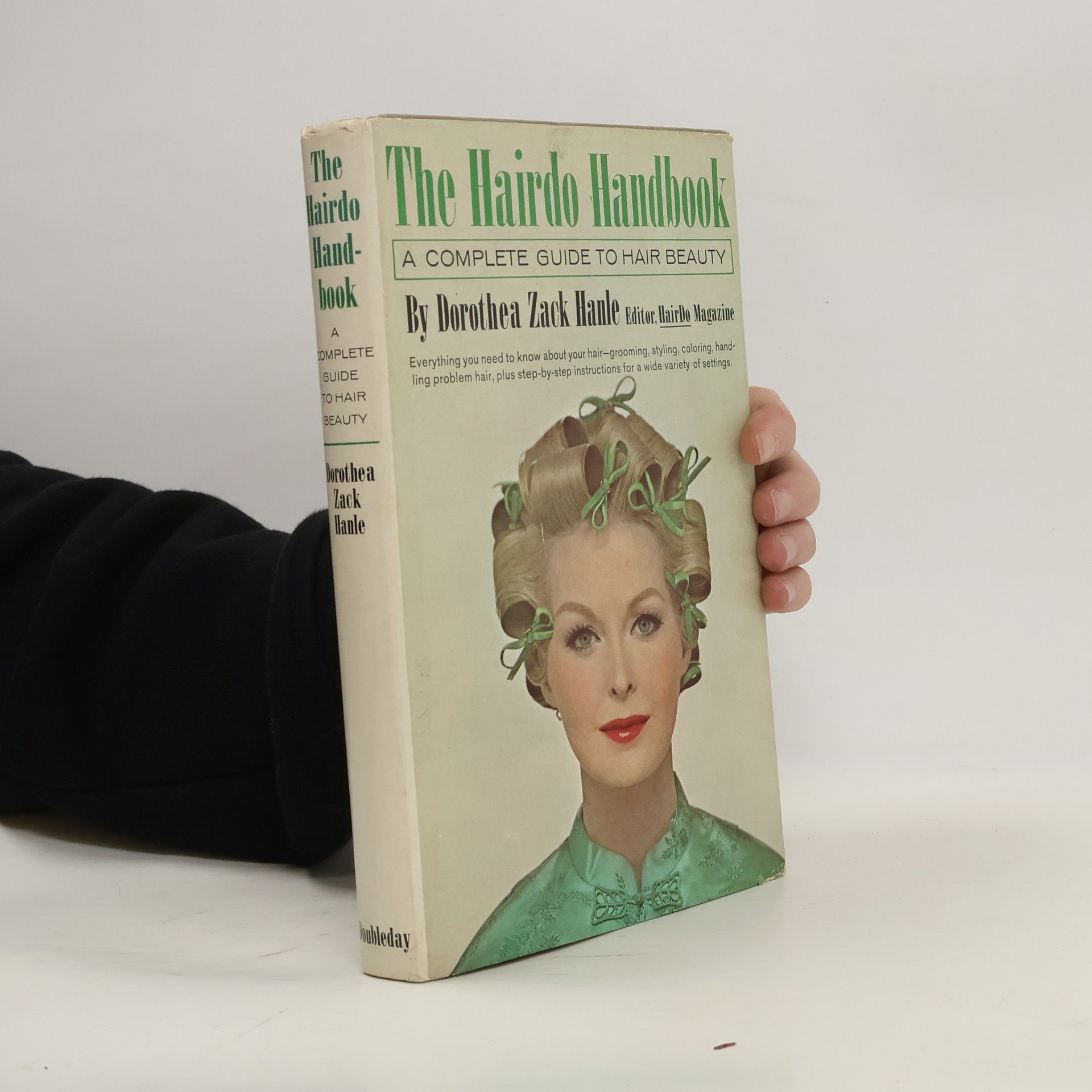 Dorothea Zack Hanle The Hairdo Handbook