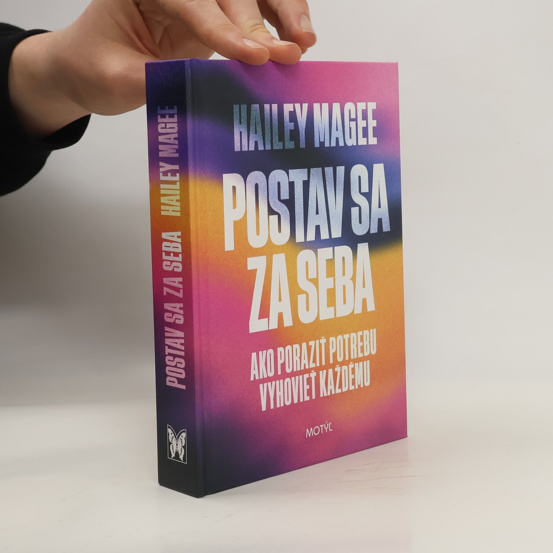 Hailey Paige Magee Postav sa za seba