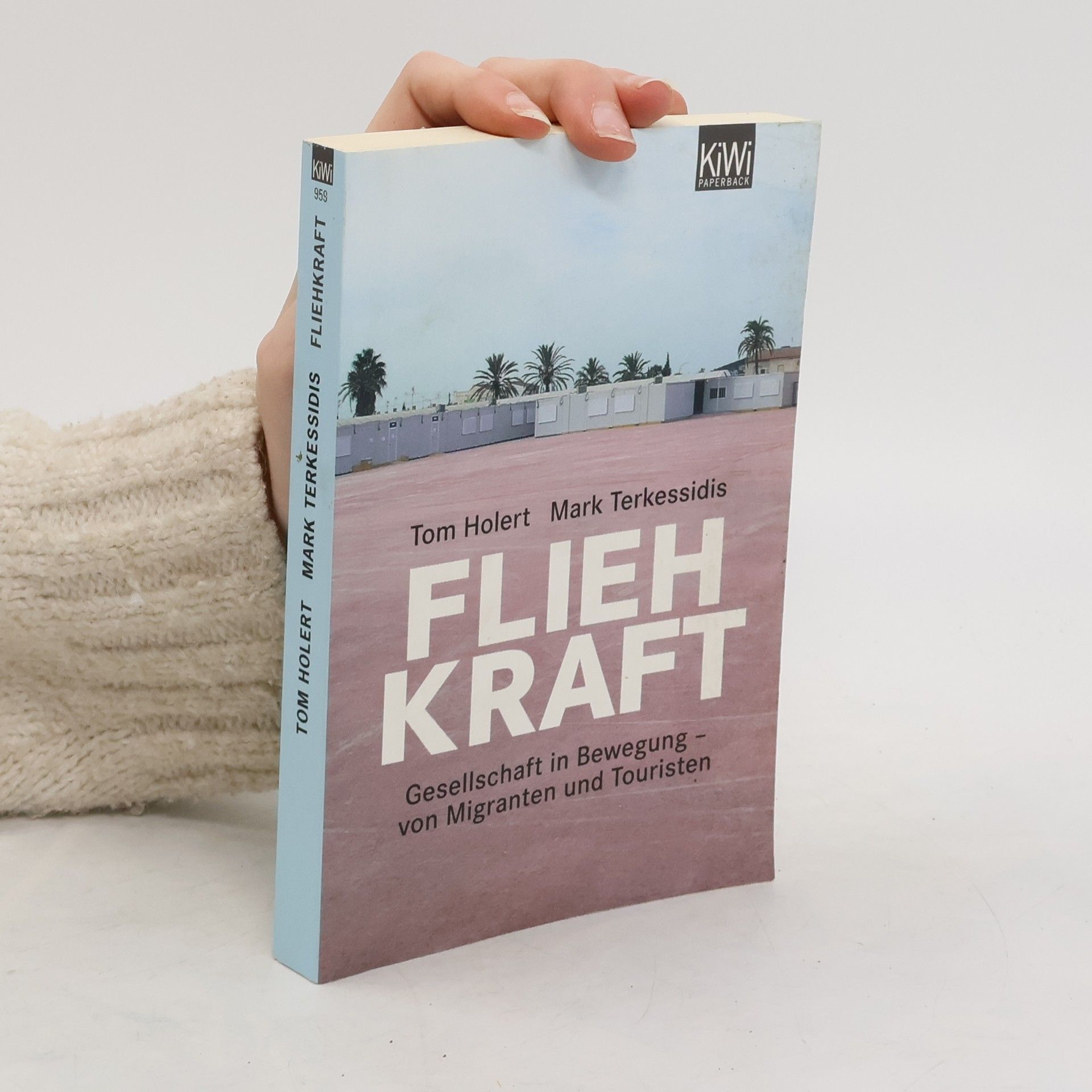 Tom Holert Fliehkraft