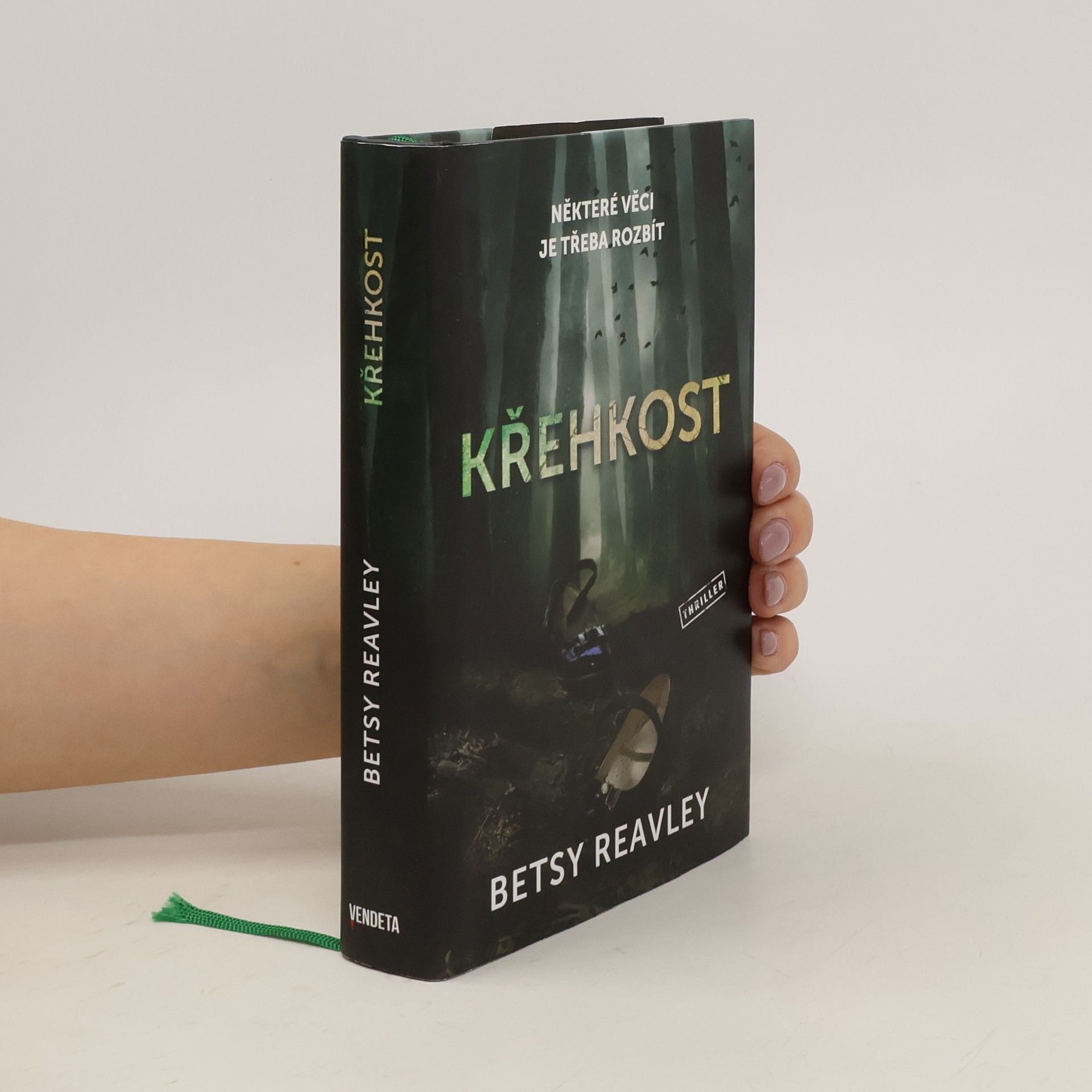 Betsy Reavley Křehkost