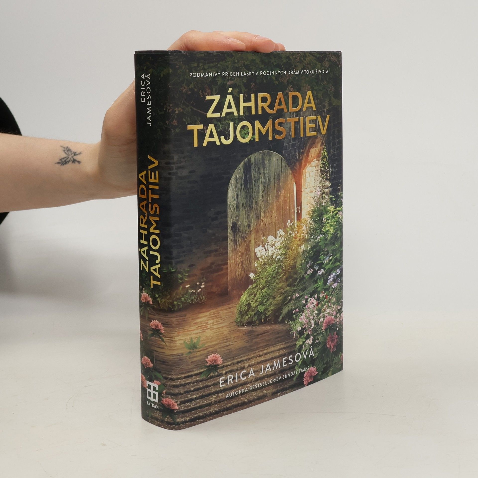 Erica James Záhrada tajomstiev