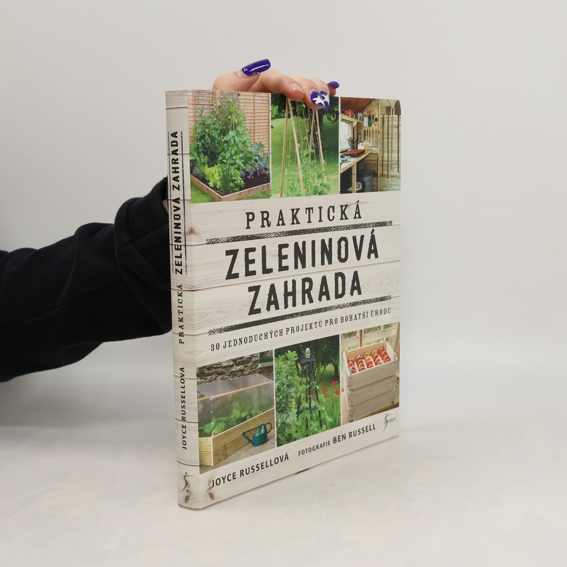 Joyce Russell Praktická zeleninová zahrada