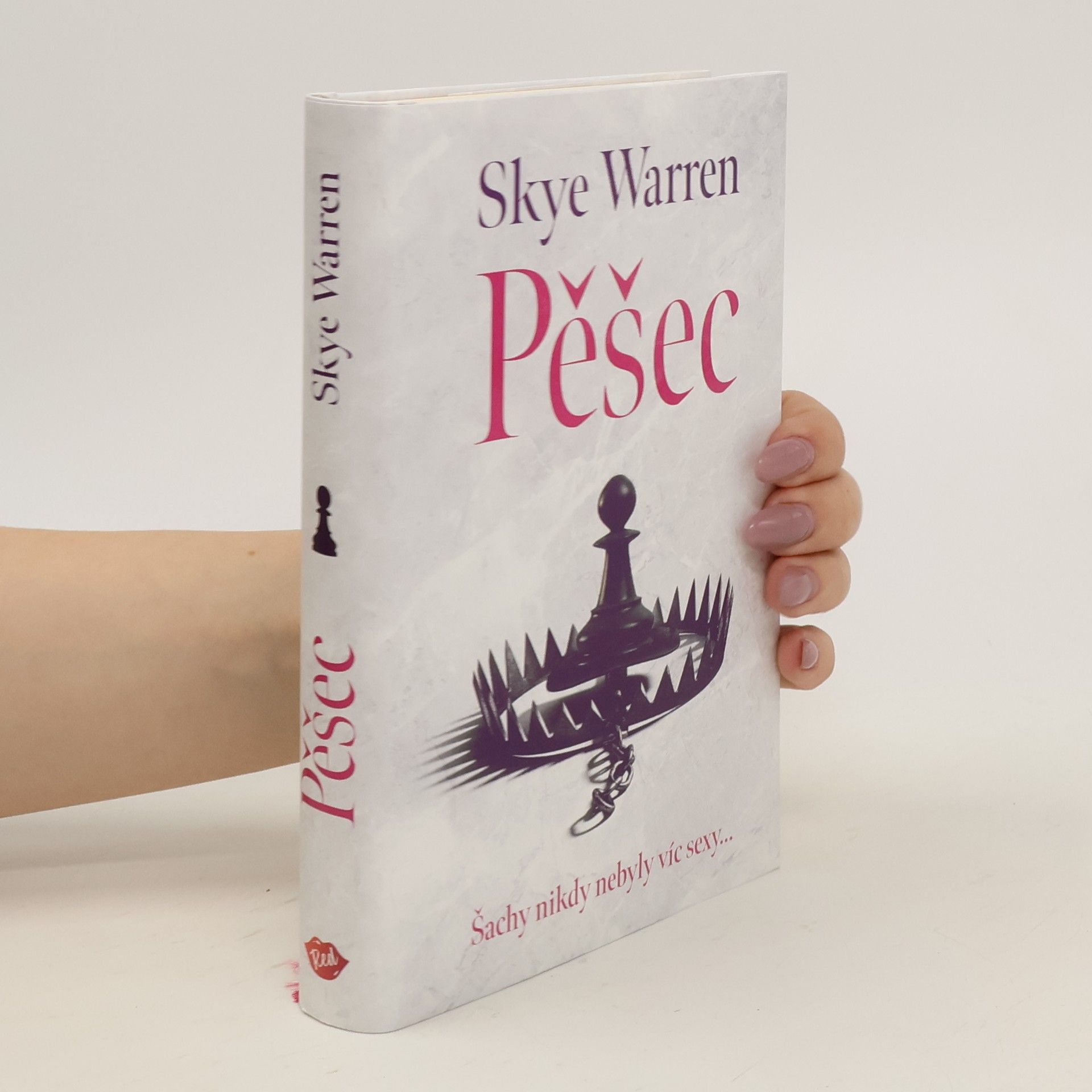 Skye Warren Pěšec