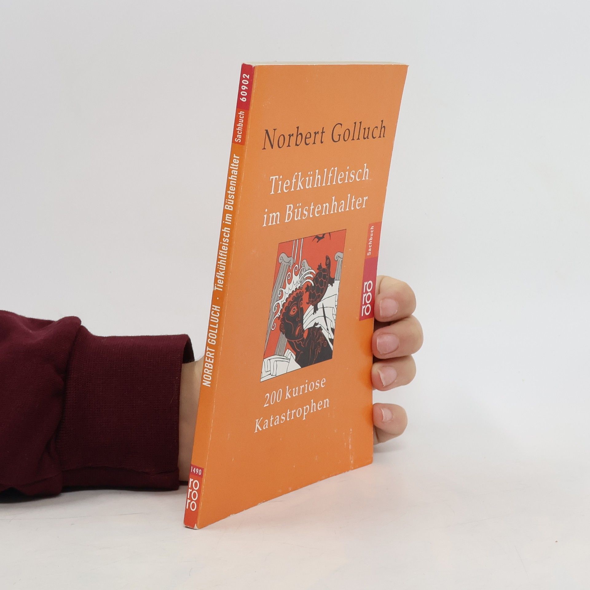 Norbert Golluch Tiefkühlfleisch im Büstenhalter