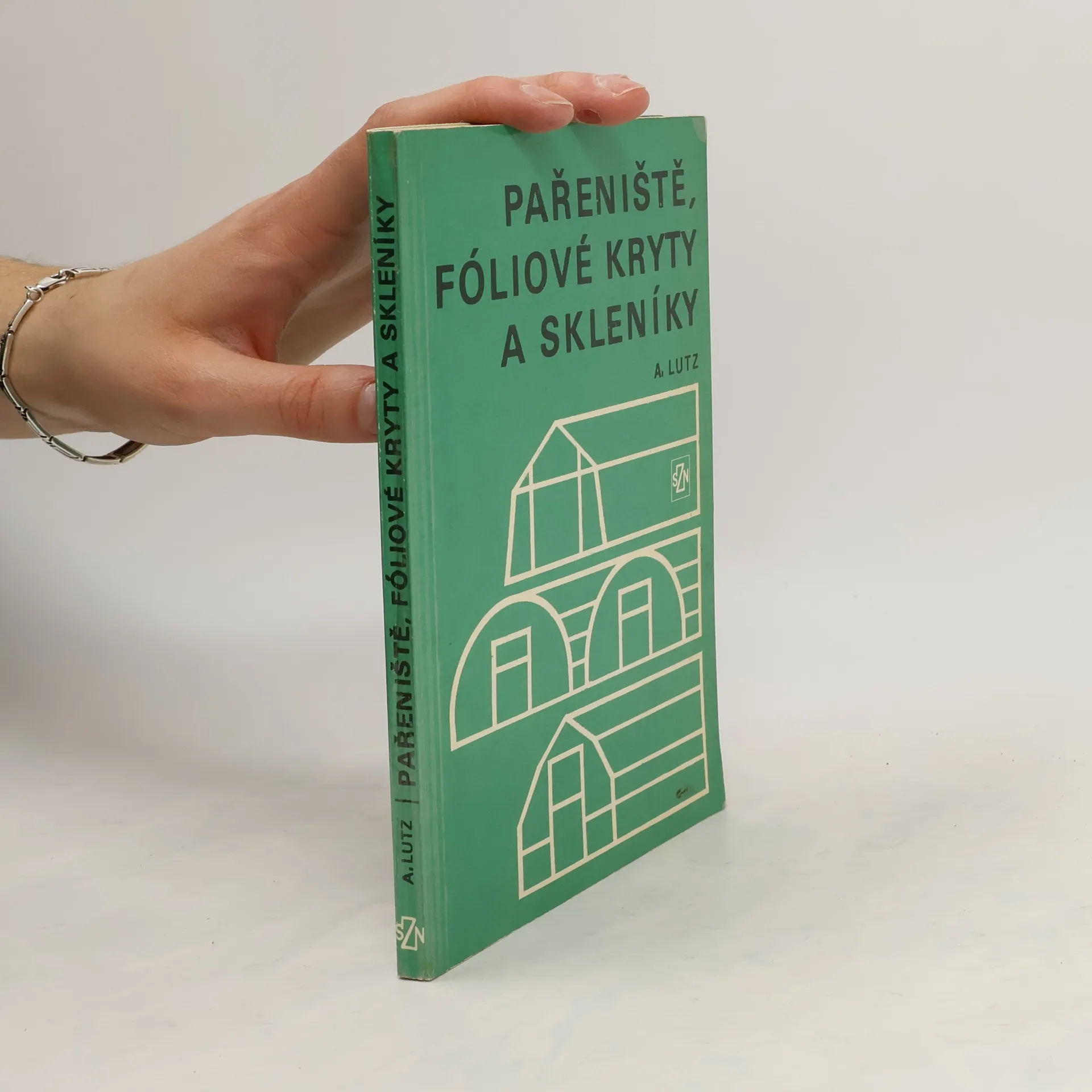 Pařeniště, fóliové kryty a skleníky | Book | Paperback | Armin Lutz | CS