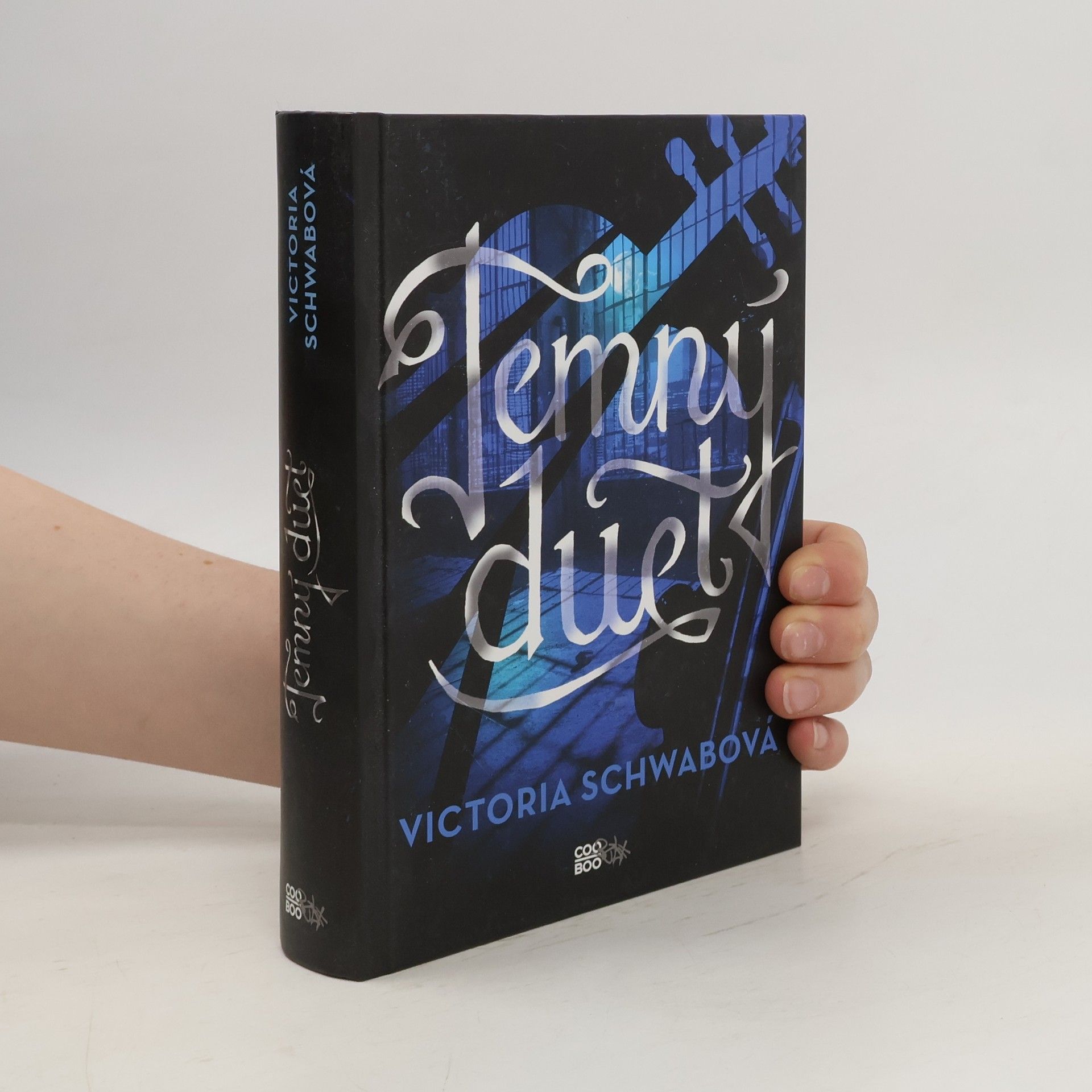 V. E. Schwab Temný duet
