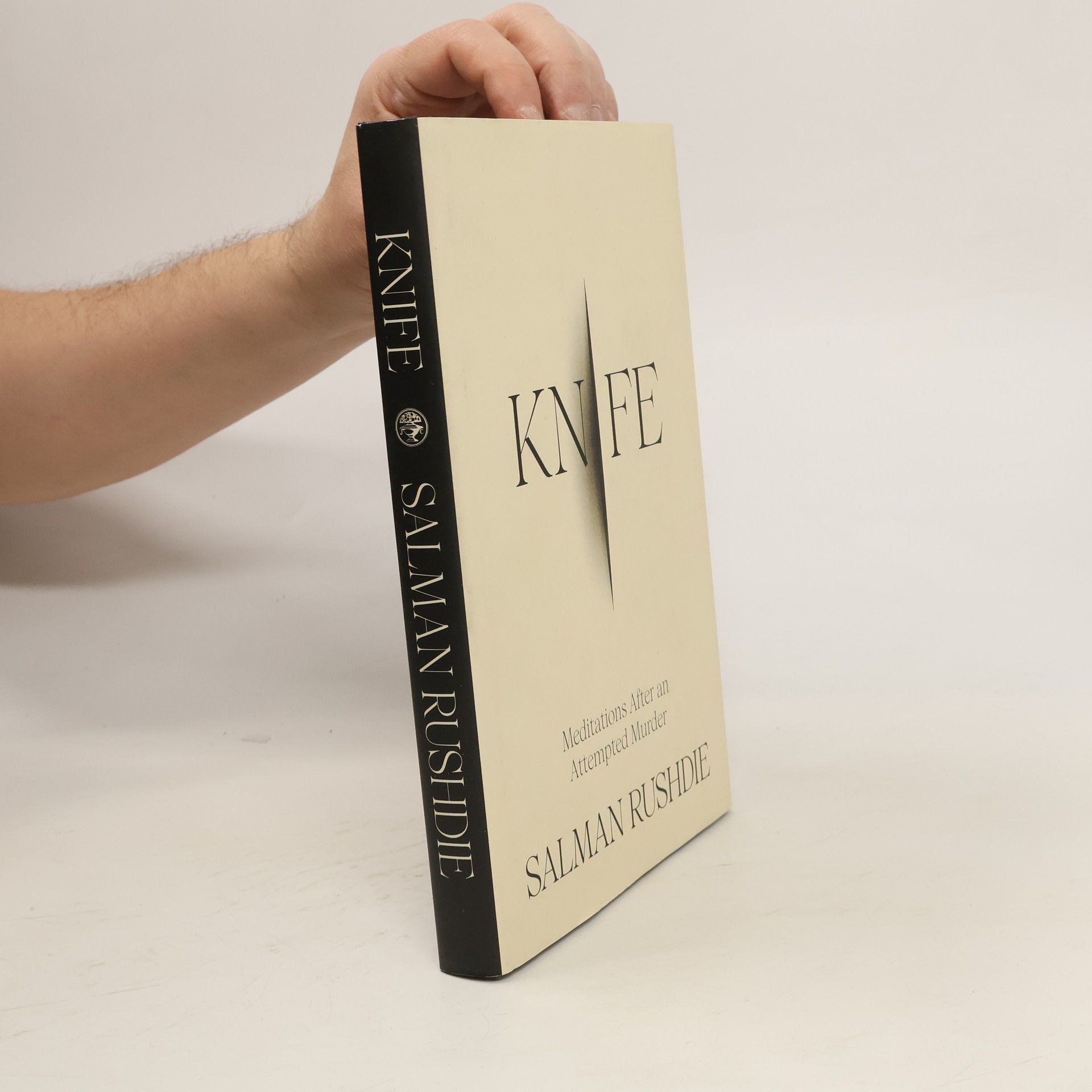 Salman Rushdie Knife