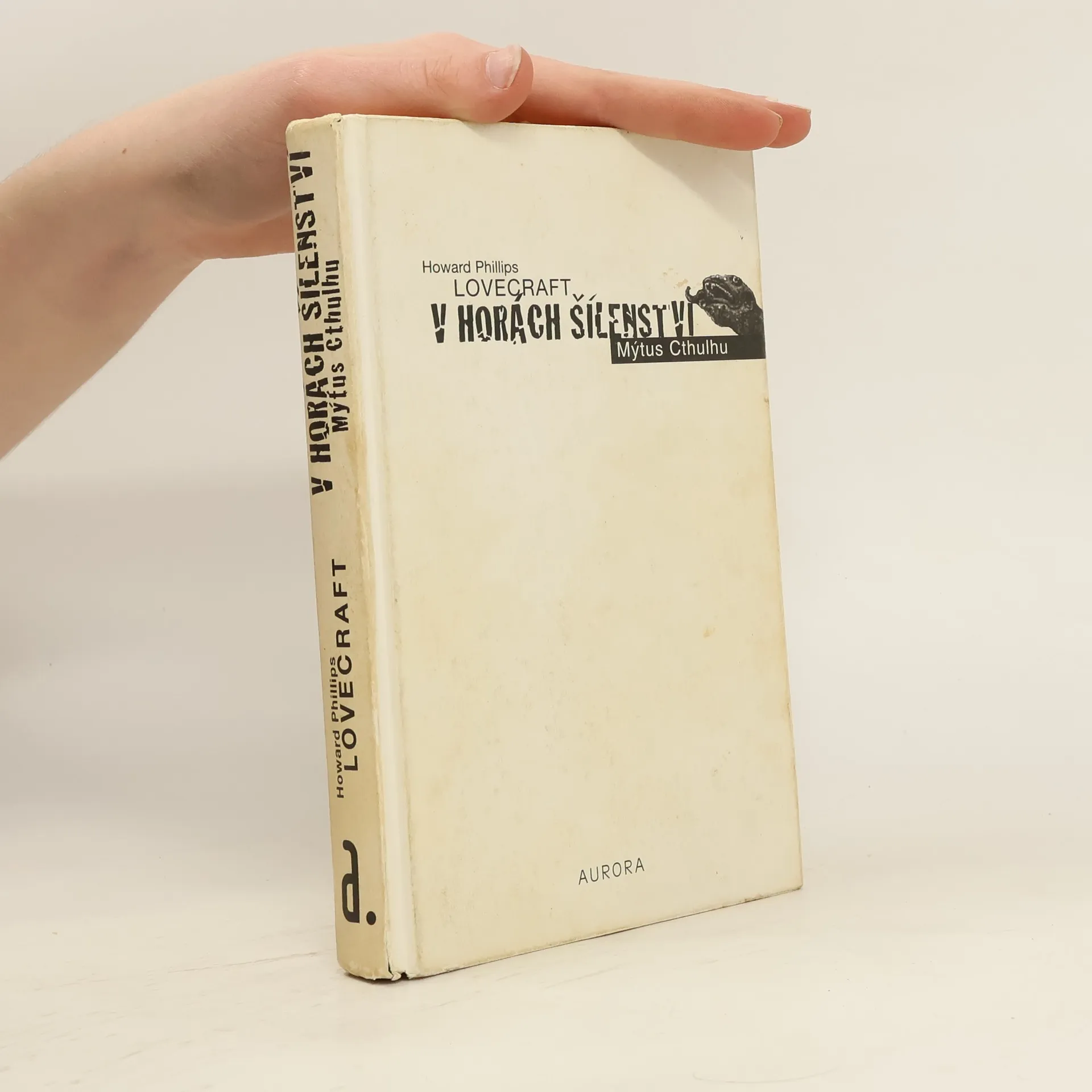 V horách šílenství | Book | Howard Phillips Lovecraft | CS