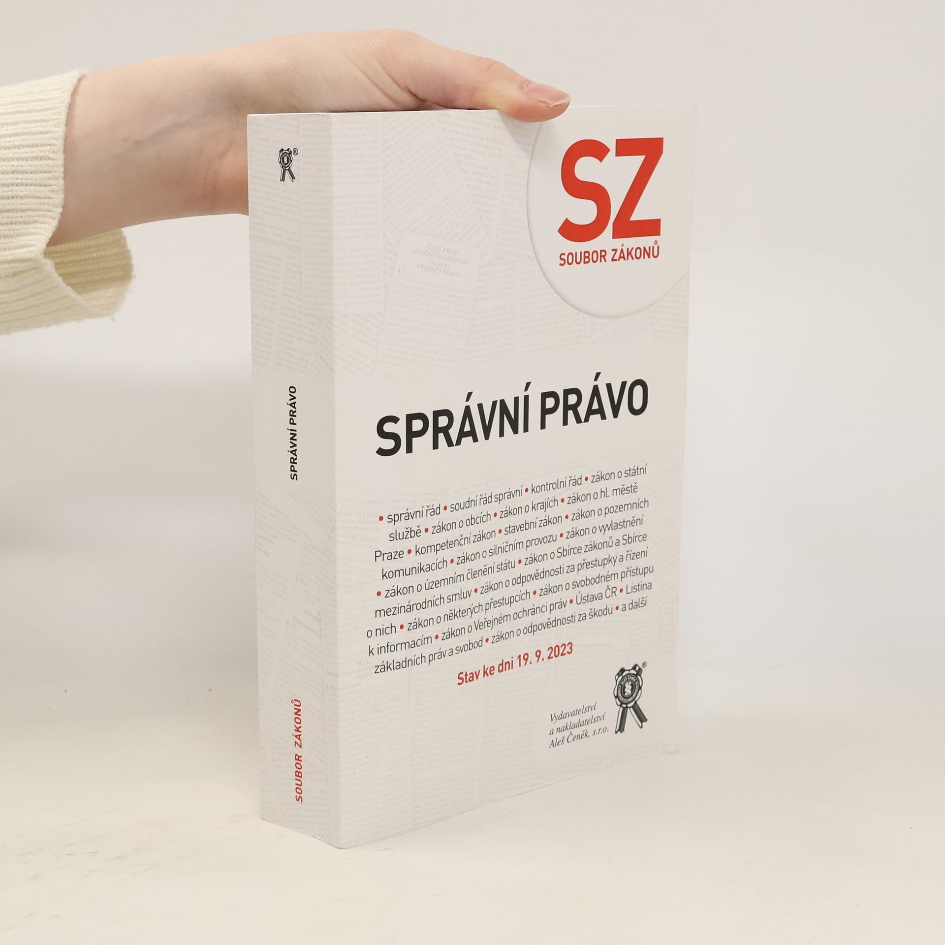 kolektiv Správní právo