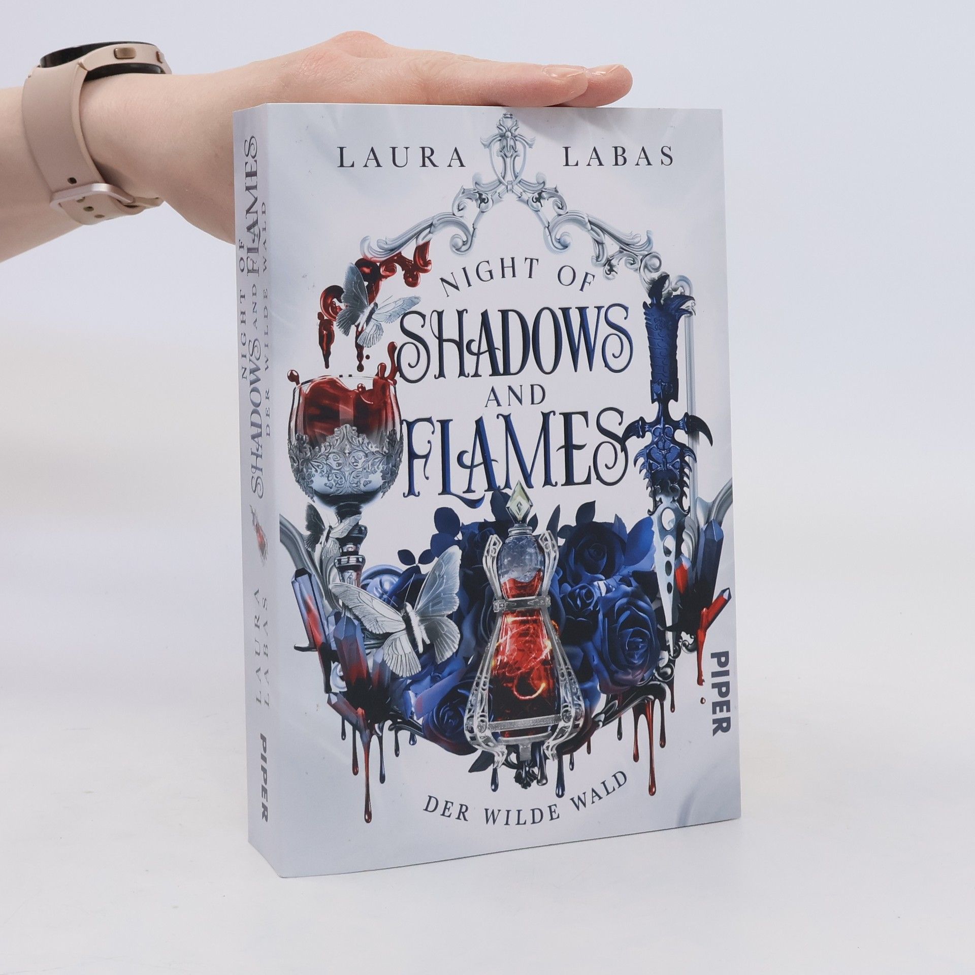 Laura Labas Night of Shadows and Flames. Der wilde Wald