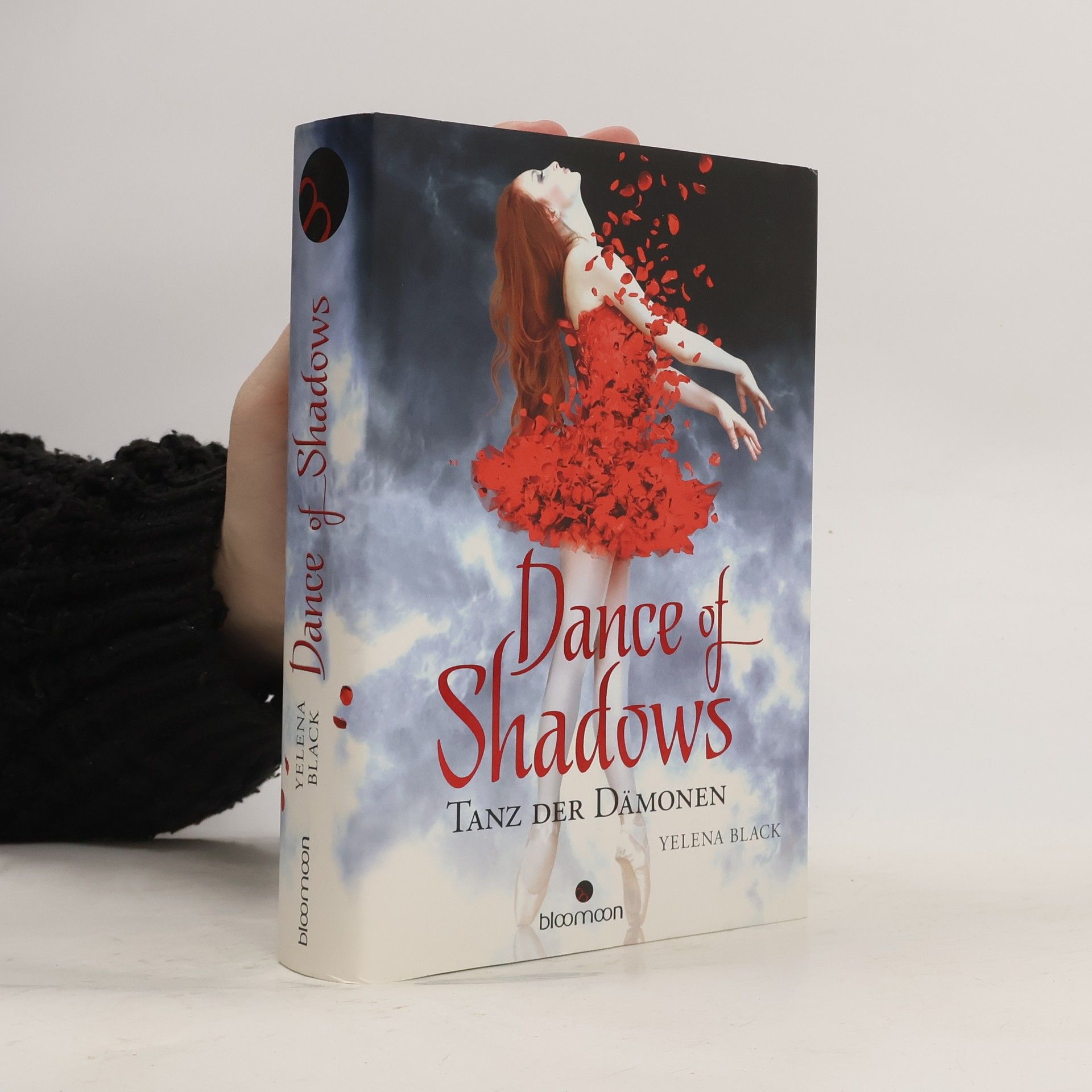 Yelena Black Dance of shadows