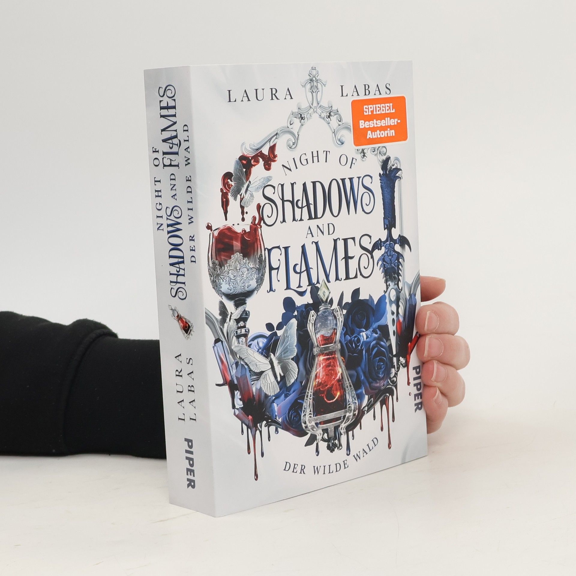 Laura Labas Night of Shadows and Flames. Der wilde Wald