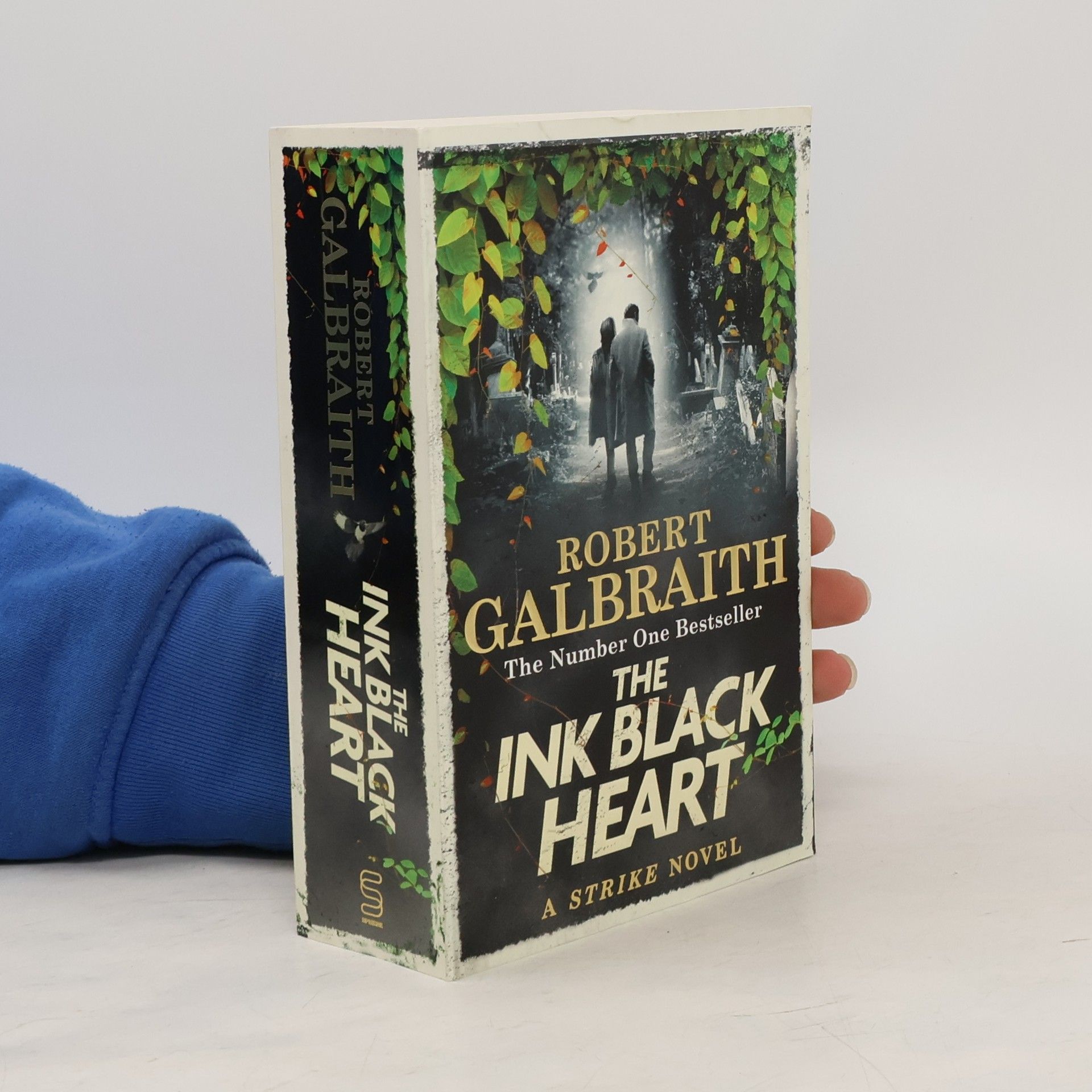 J. K. Rowling The Ink Black Heart : A Strike Novel