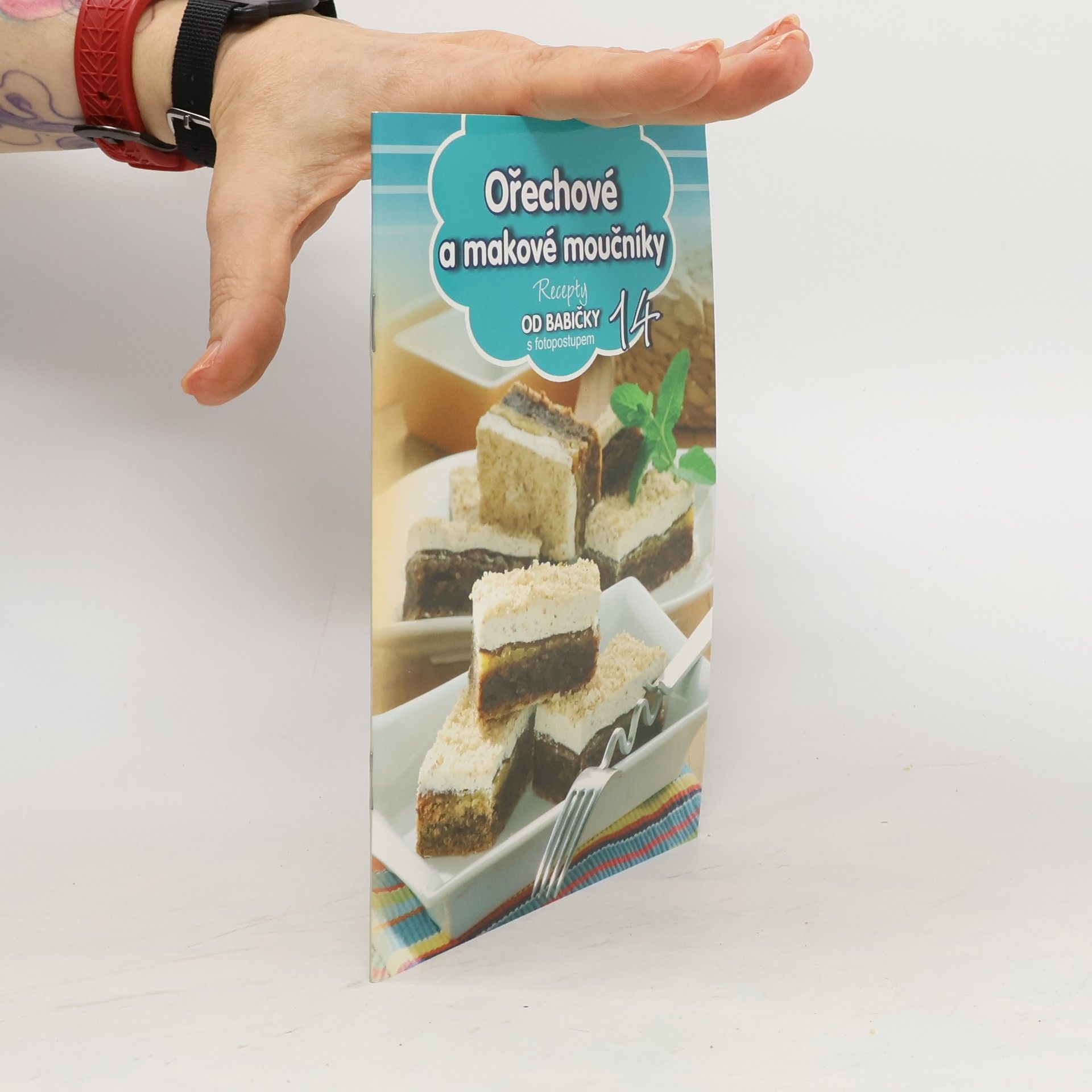 kolektiv Ořechové a makové moučníky