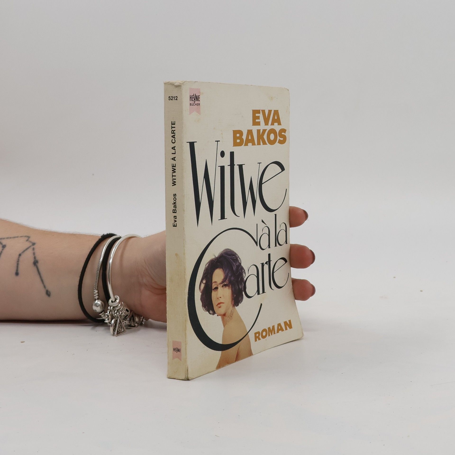 Eva Bakos Witwe à la carte