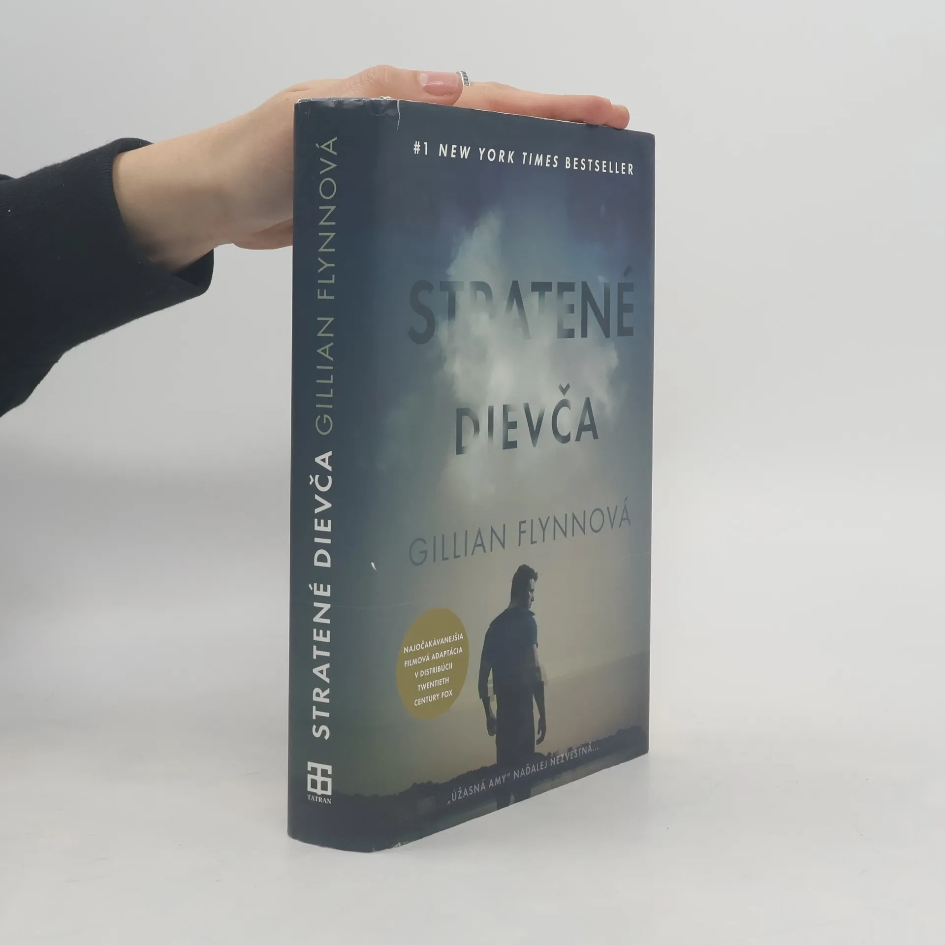 Stratené dievča | Kniha | pevná | Gillian Flynn
