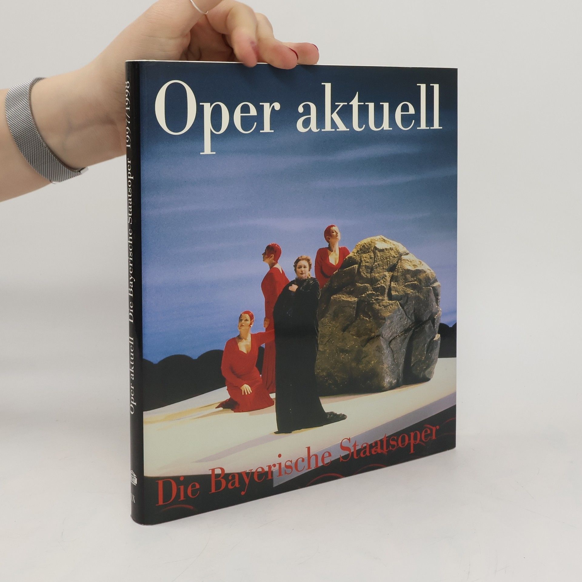 Various authors Oper aktuell