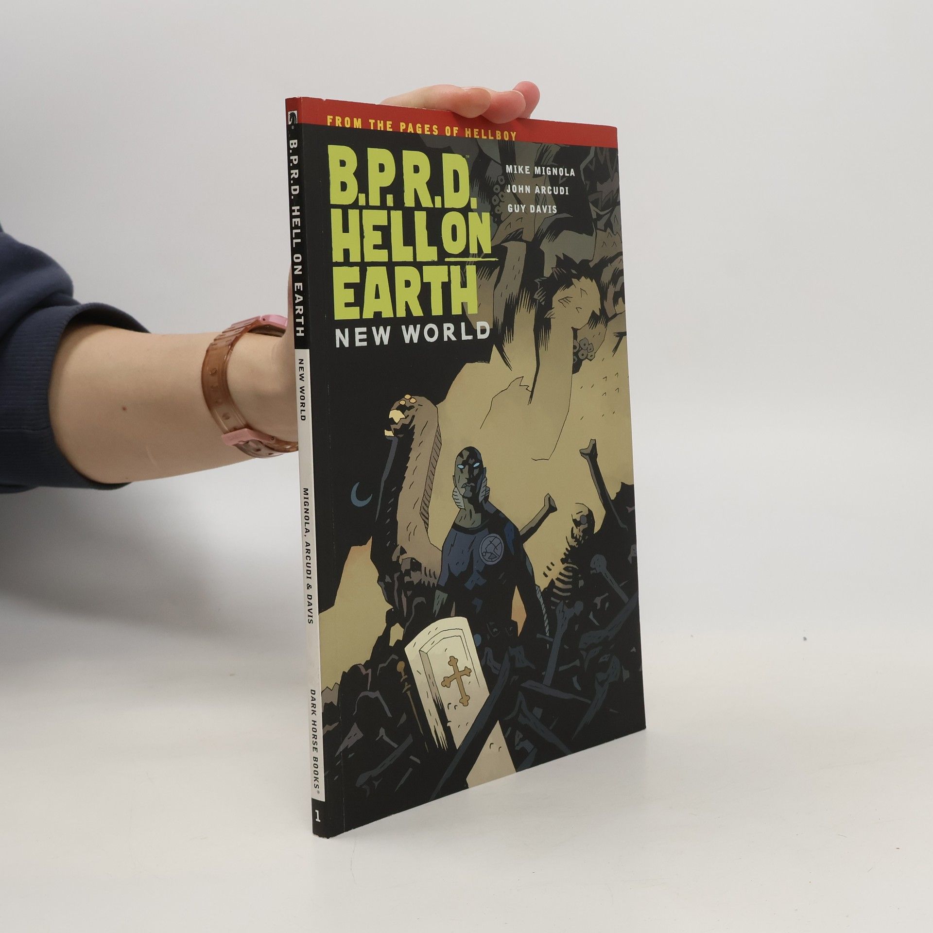 Mike Mignola B.p.r.d.: Hell On Earth Volume 1#new World