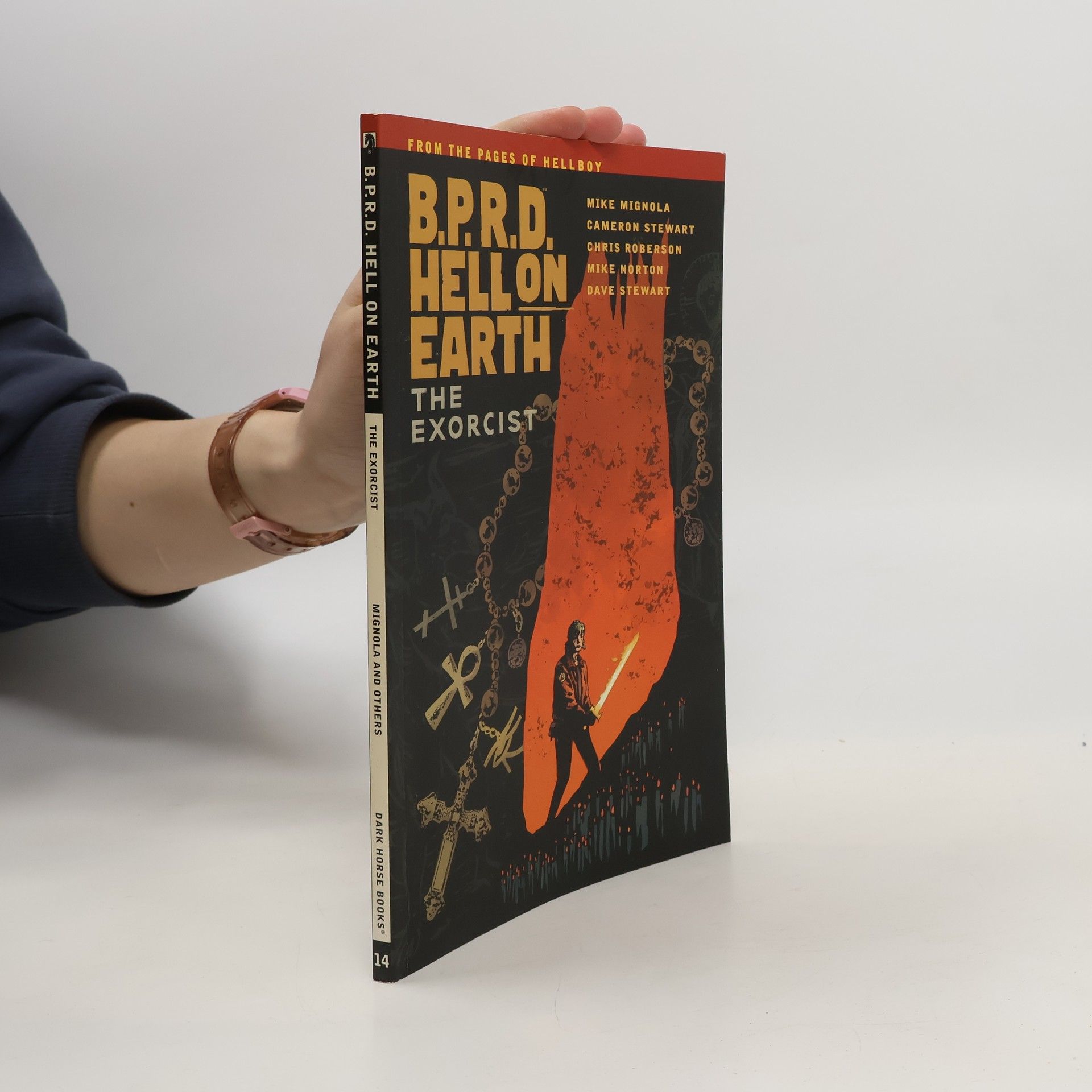 Mike Mignola B.p.r.d. Hell On Earth Volume 14: The Exorcist