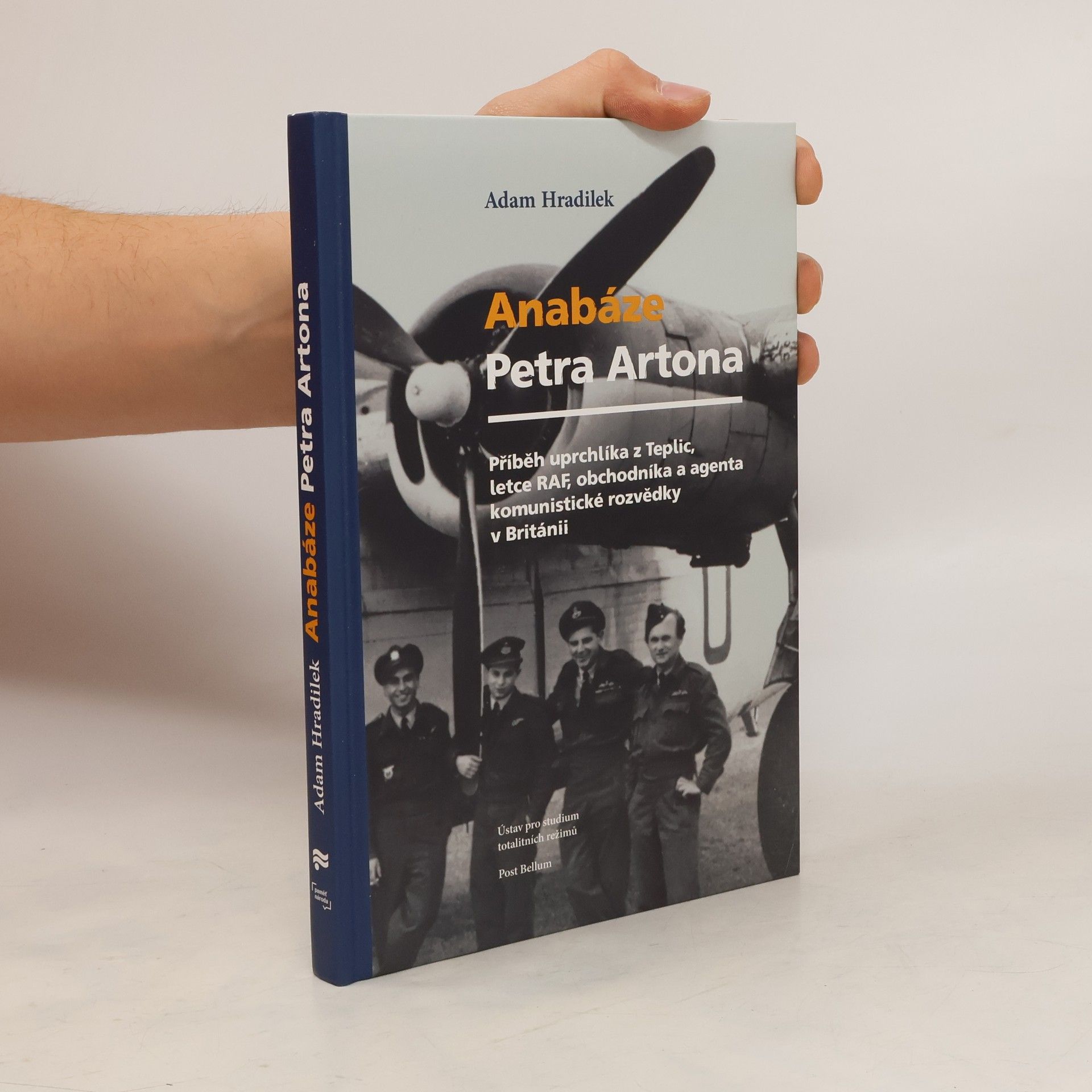 Adam Hradilek Anabáze Petra Artona