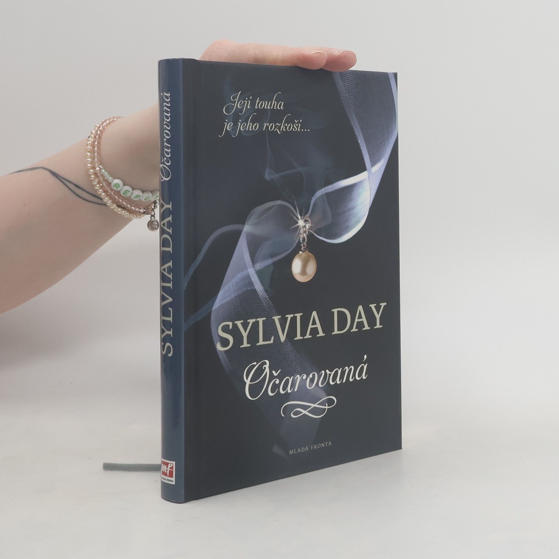 Sylvia Day Očarovaná