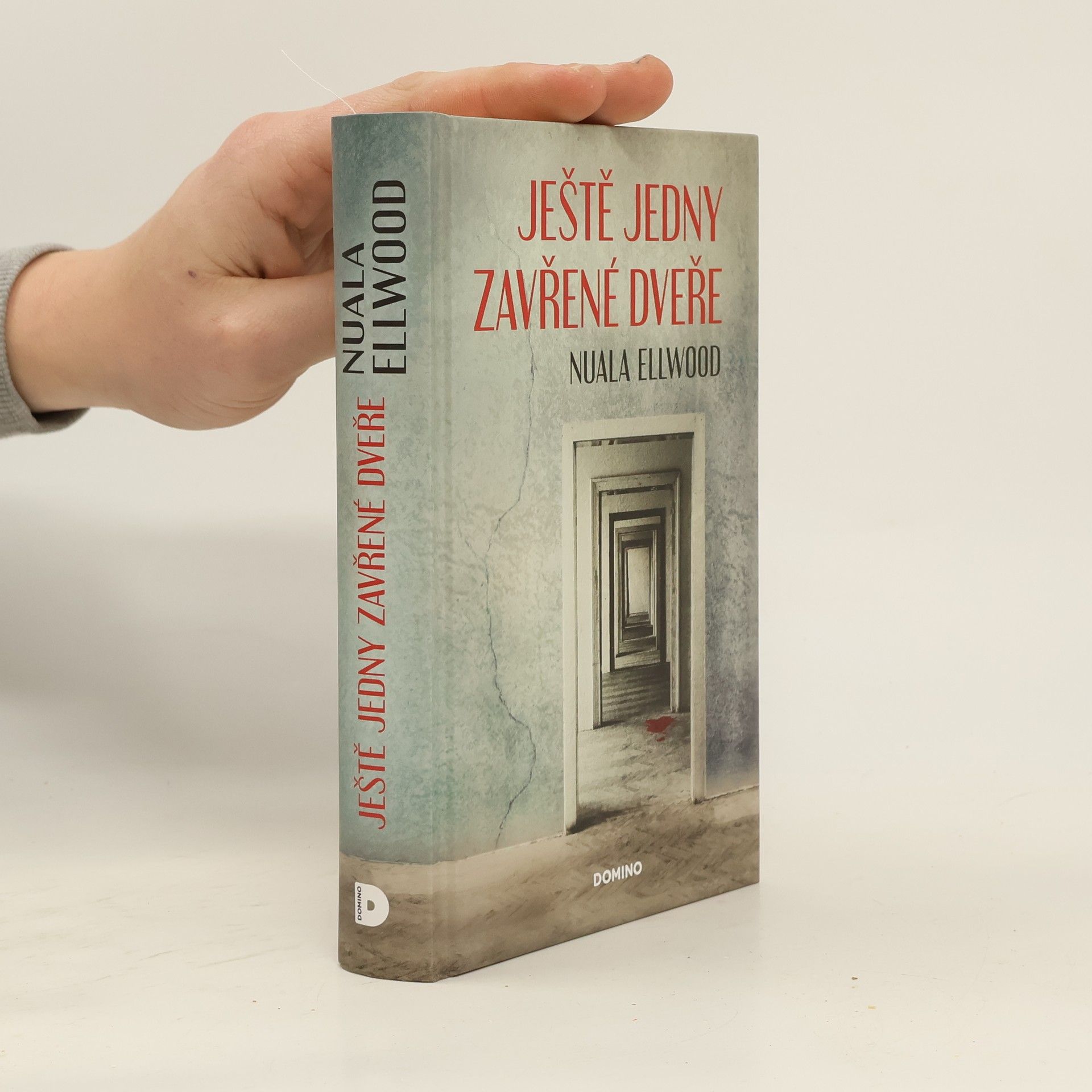 Nuala Ellwood Ještě jedny zavřené dveře