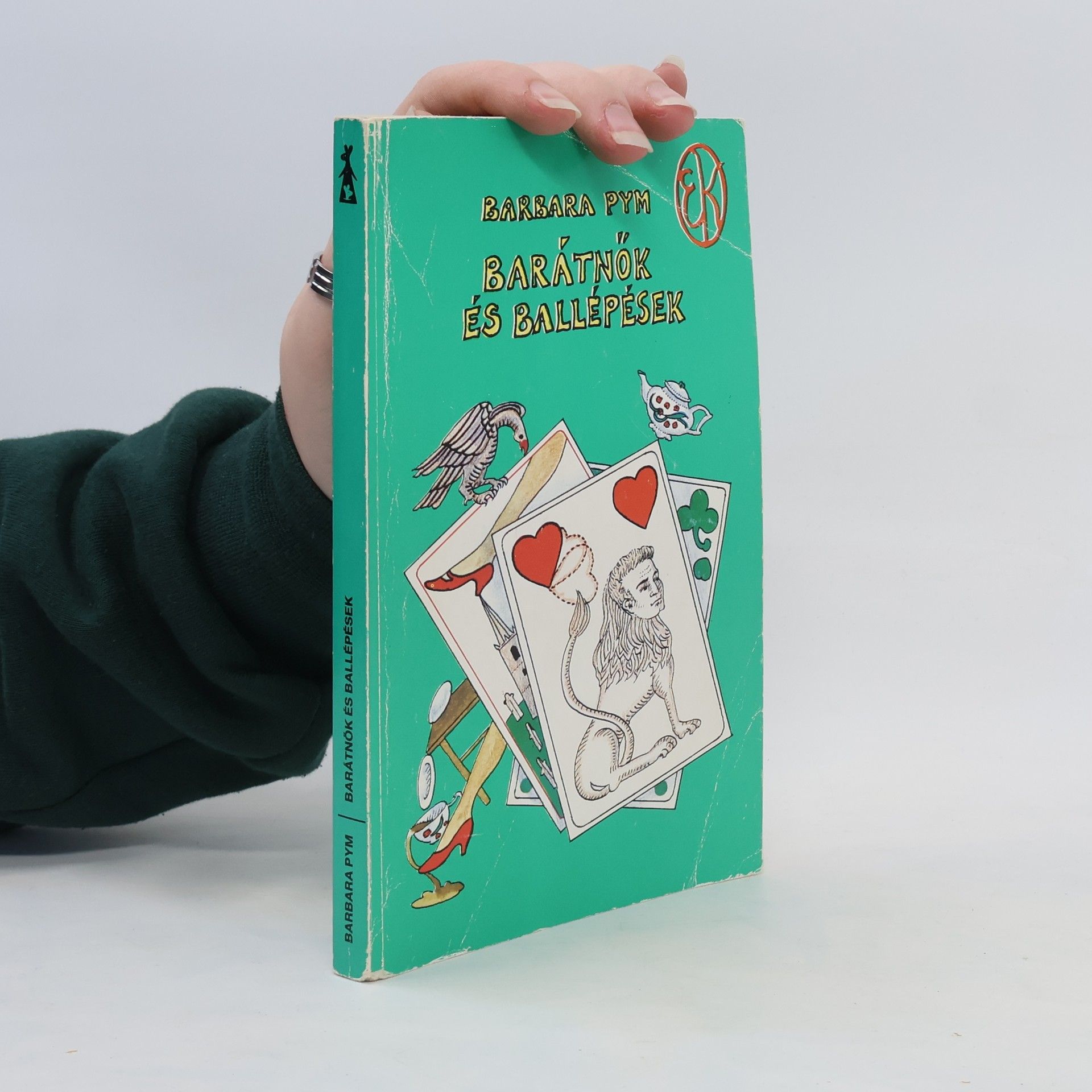 Barbara Pym Barátnők és ballépések