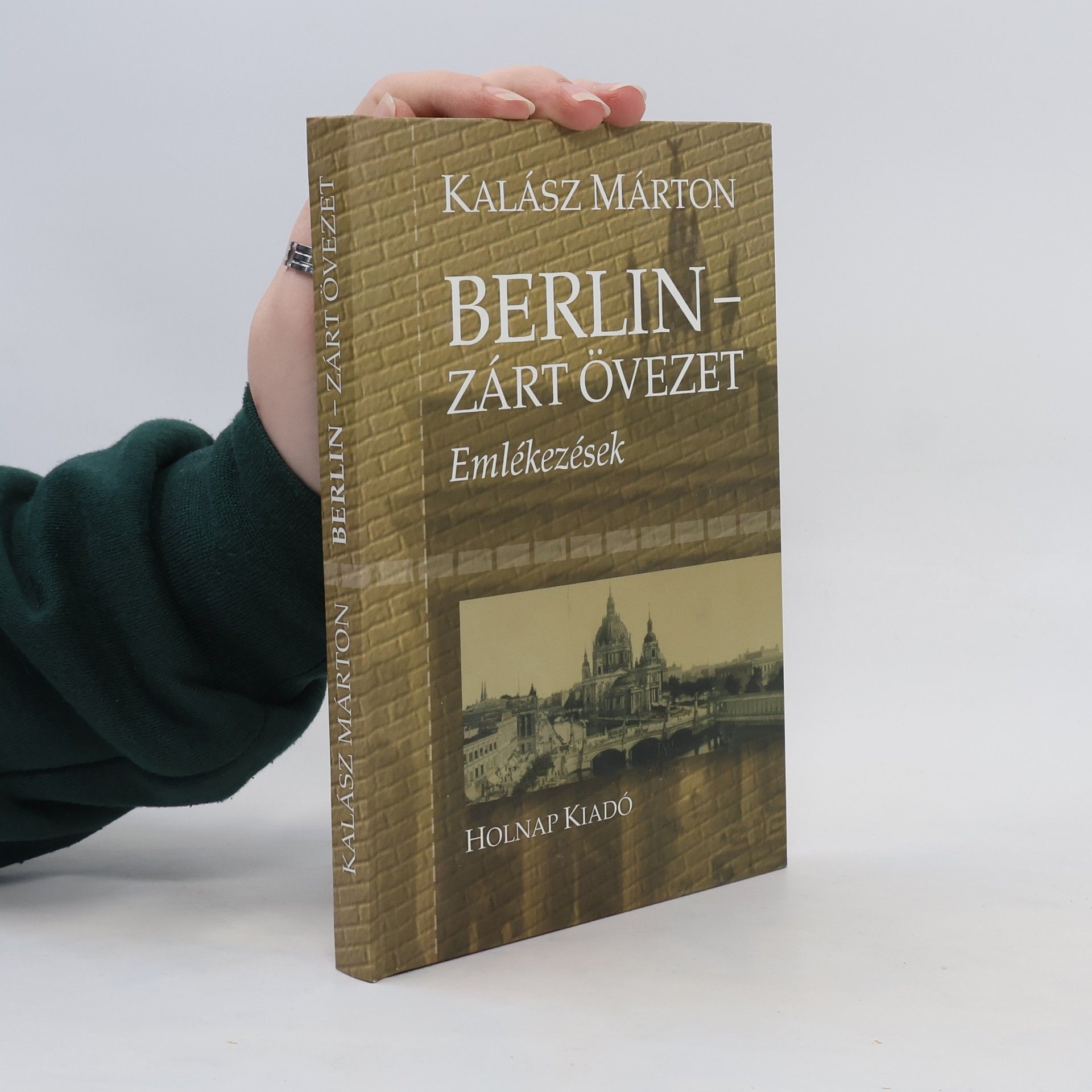 Márton Kalász Berlin - zárt övezet