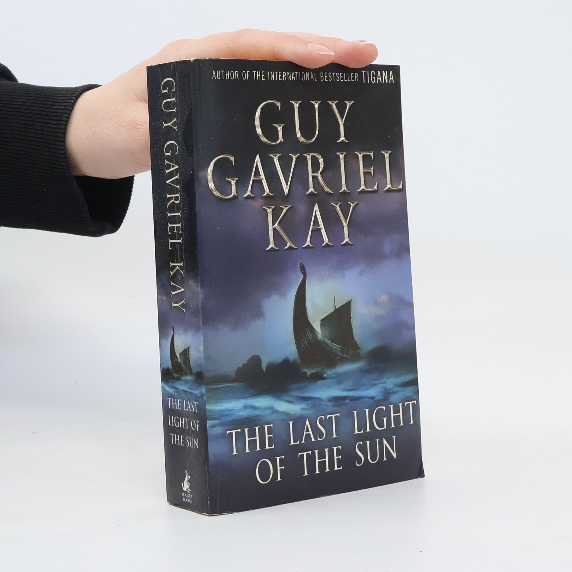 Guy Gavriel Kay The last light of the sun