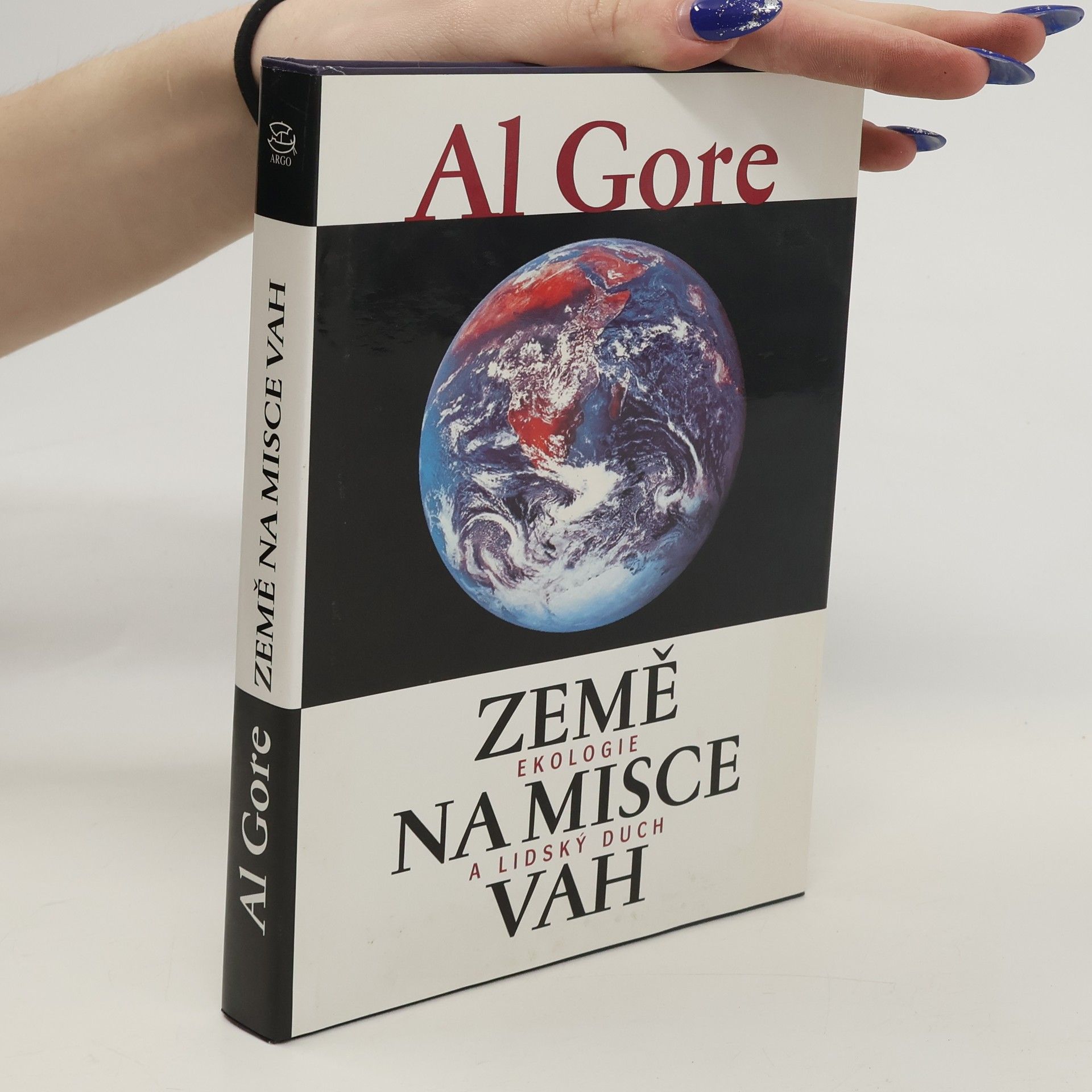 Al Gore Země na misce vah