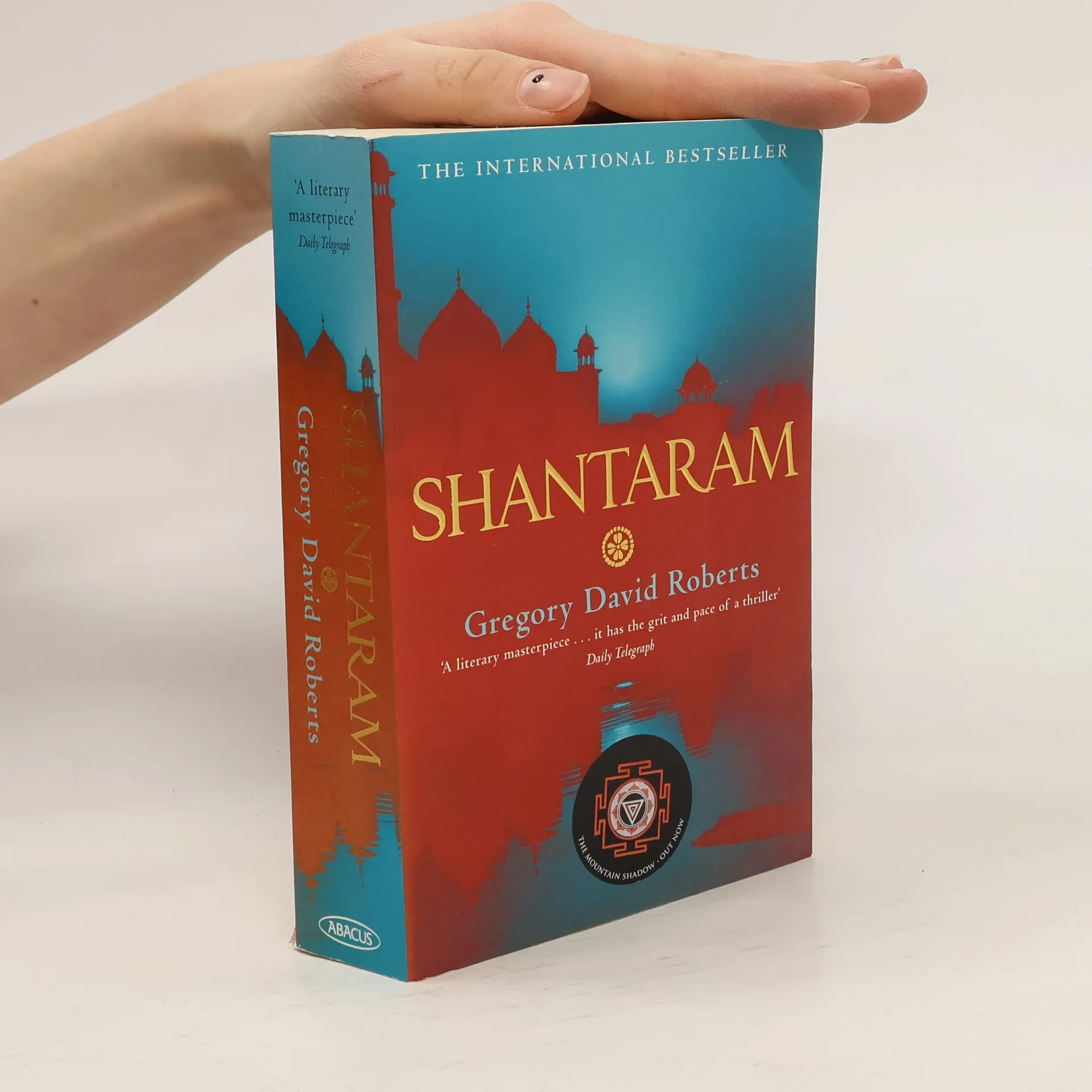 Shantaram | Book | Gregory David Roberts | EN