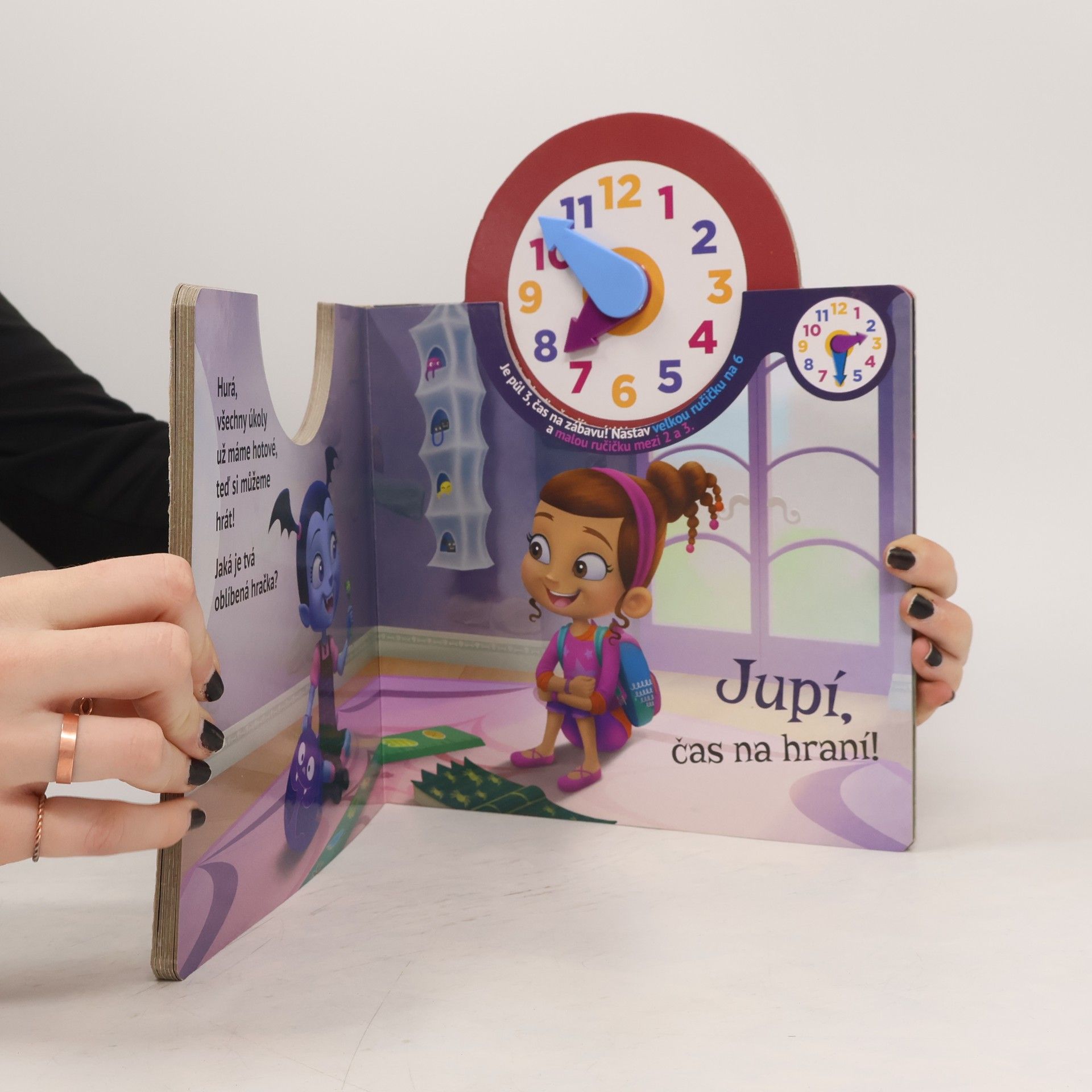 Autorenkollektiv Vampirina. Učíme se hodiny