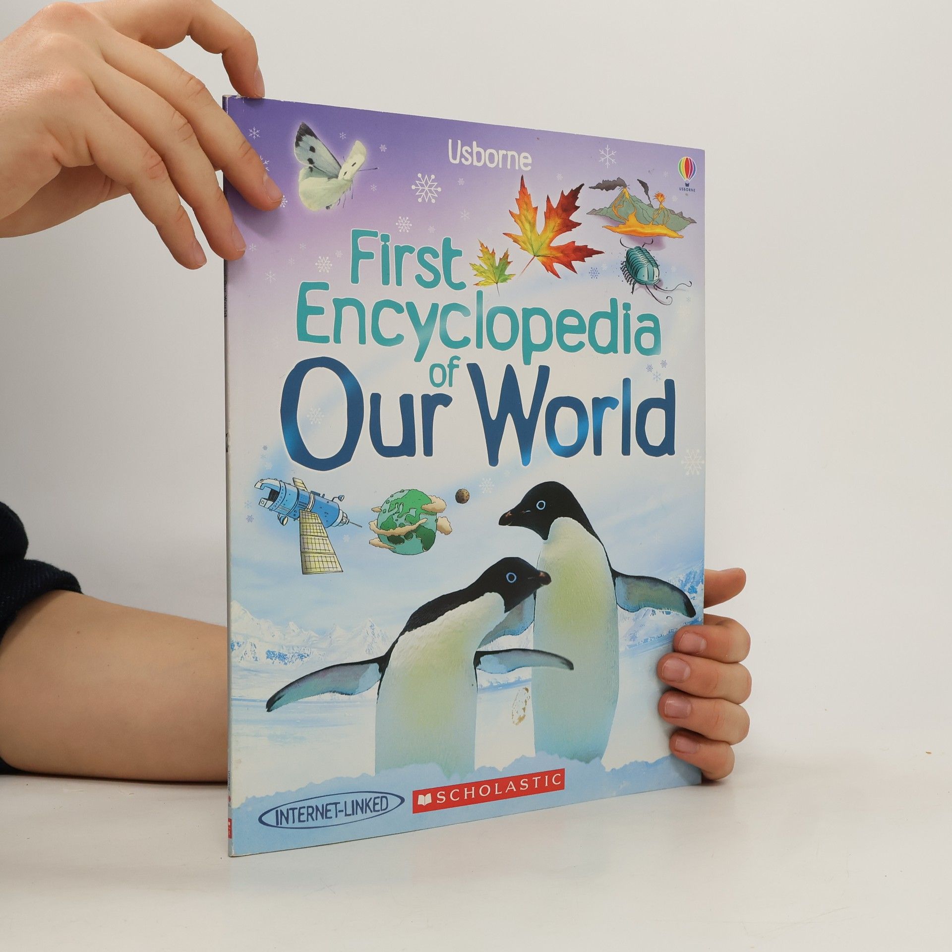 Collectif d'auteurs First Encyclopedia of Our World