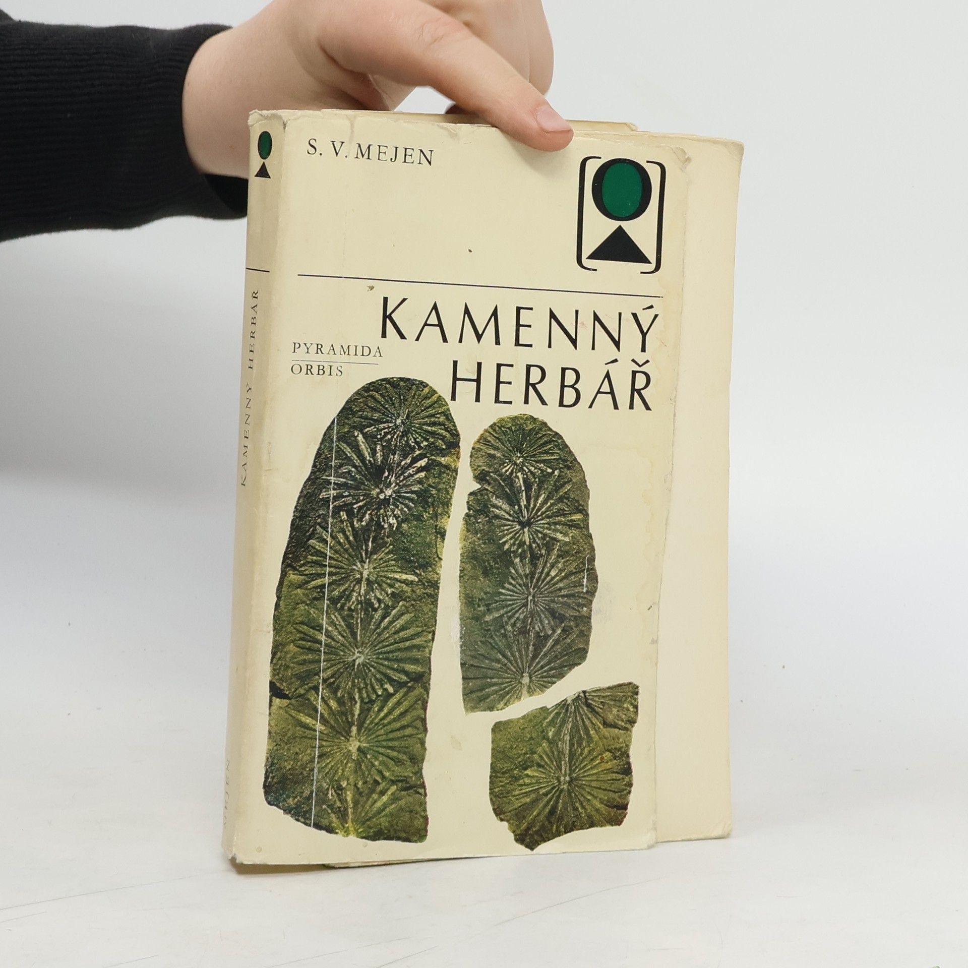 Sergej Viktorovič Mejen Kamenný herbář