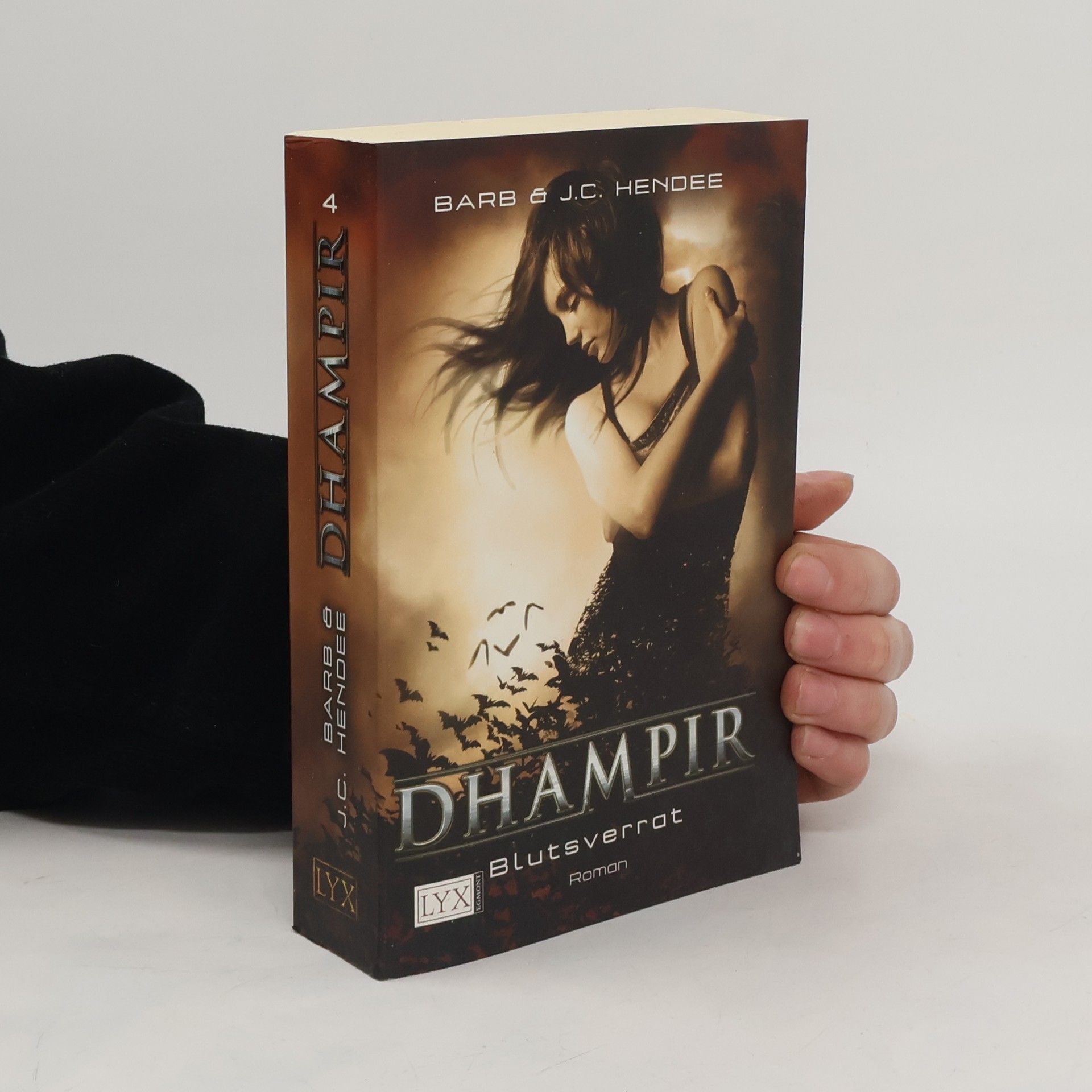 Barb Hendee Dhampir - Blutsverrat