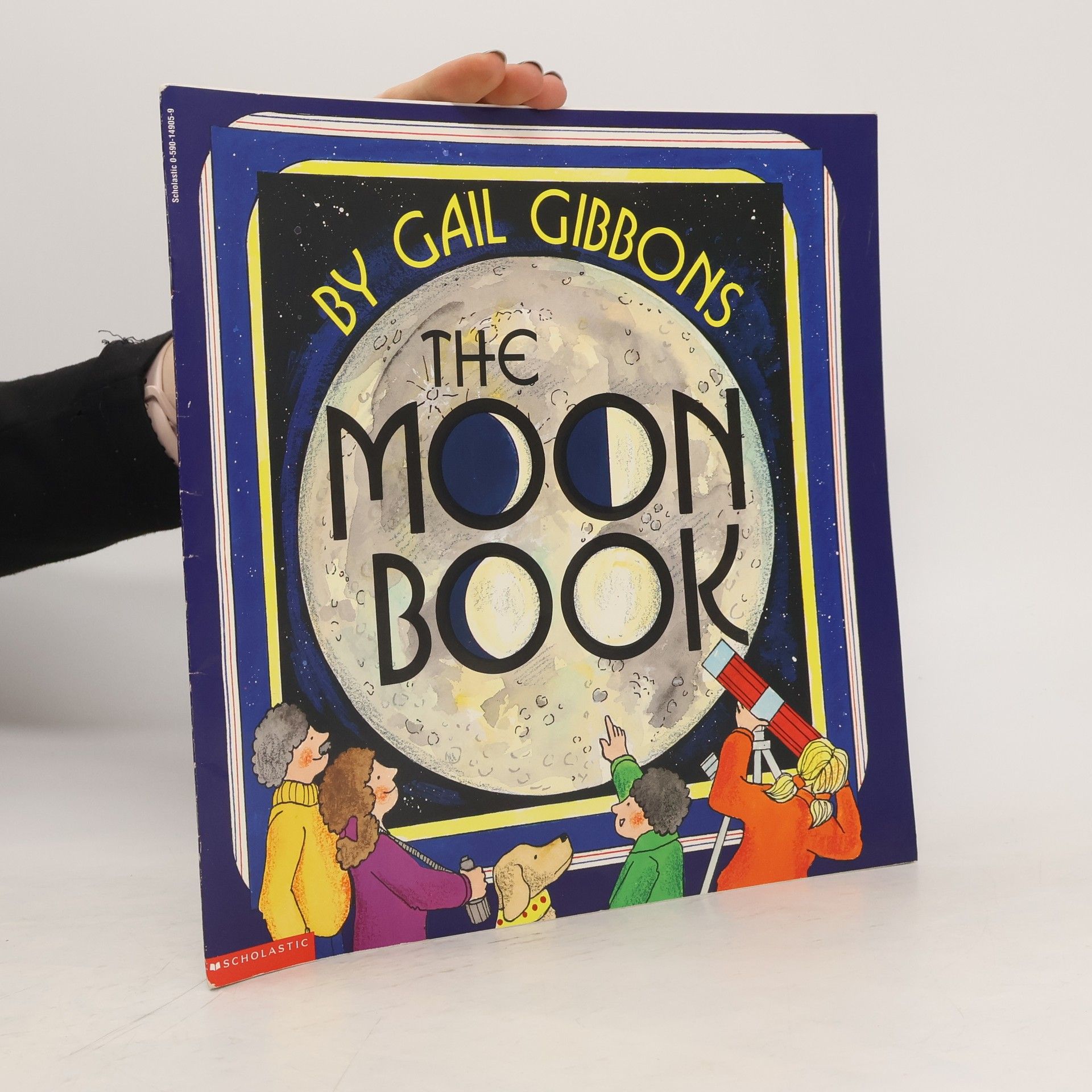 Gail Gibbons The Moon Book