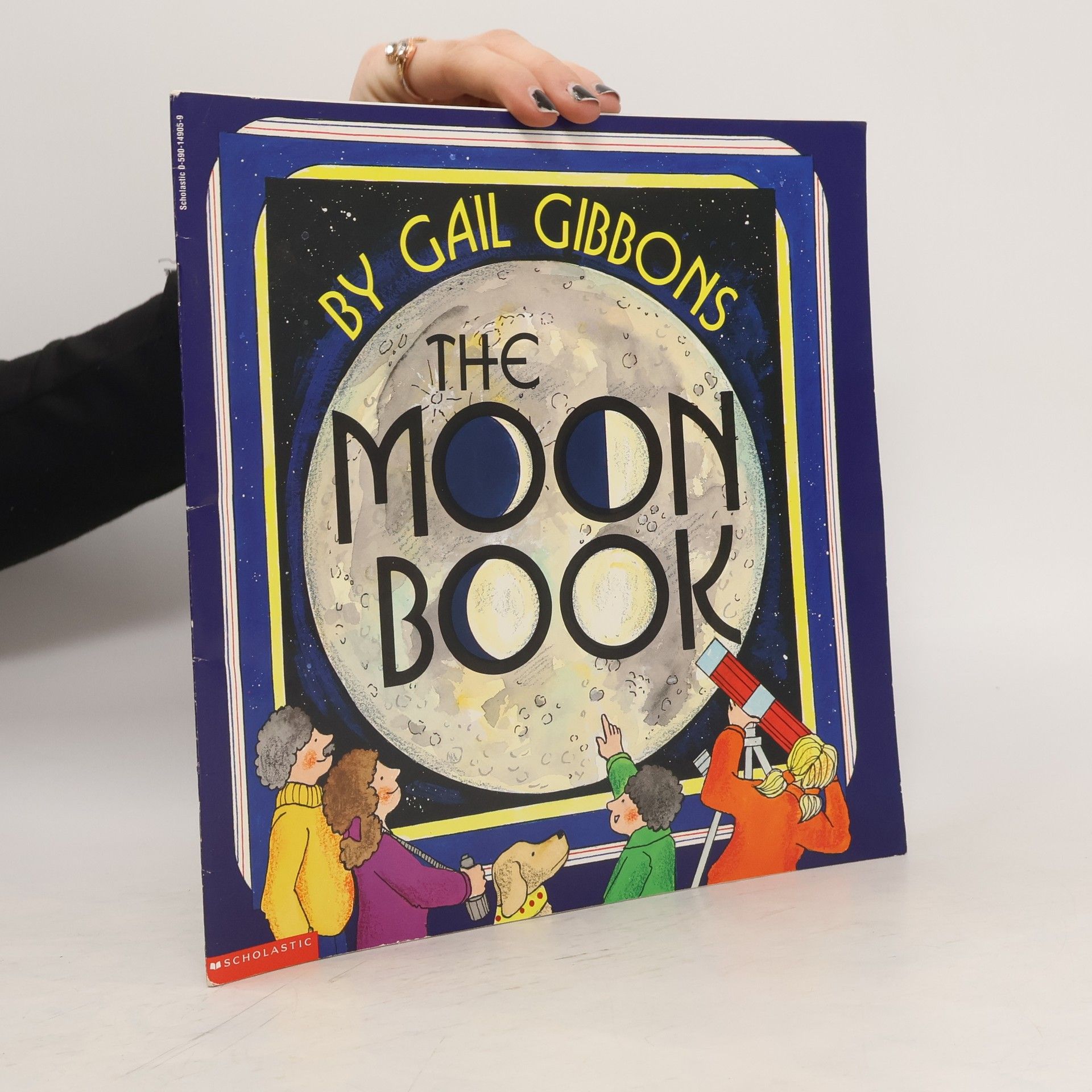 Gail Gibbons The Moon Book