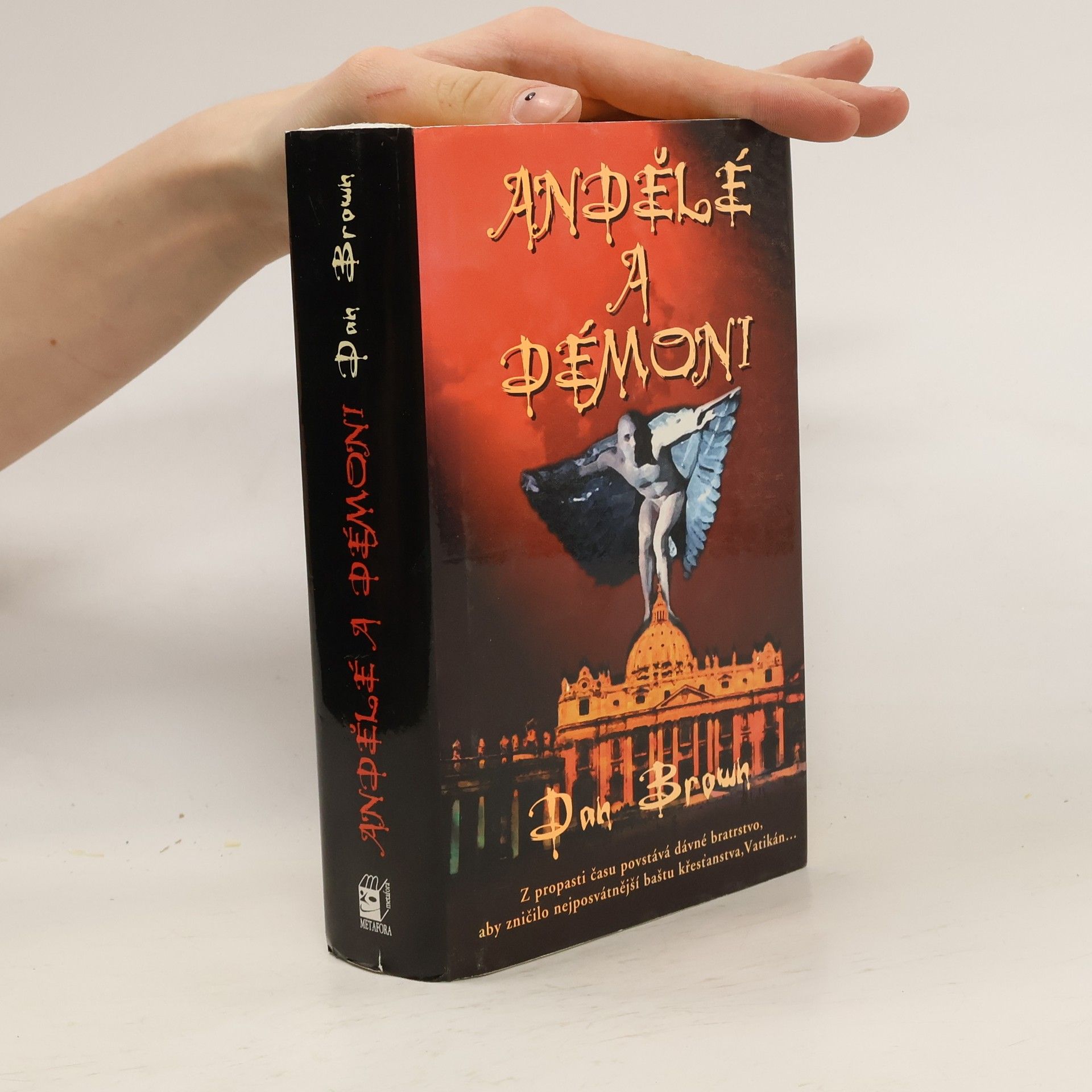 Dan Brown Andělé a démoni