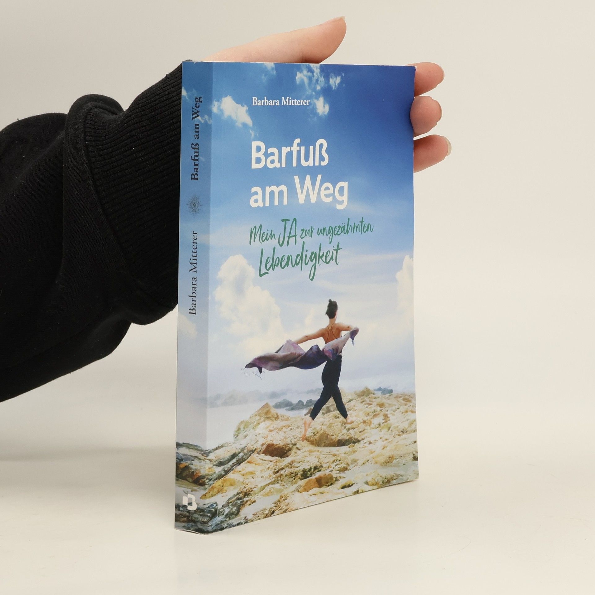 Barbara Mitterer Barfuß am Weg