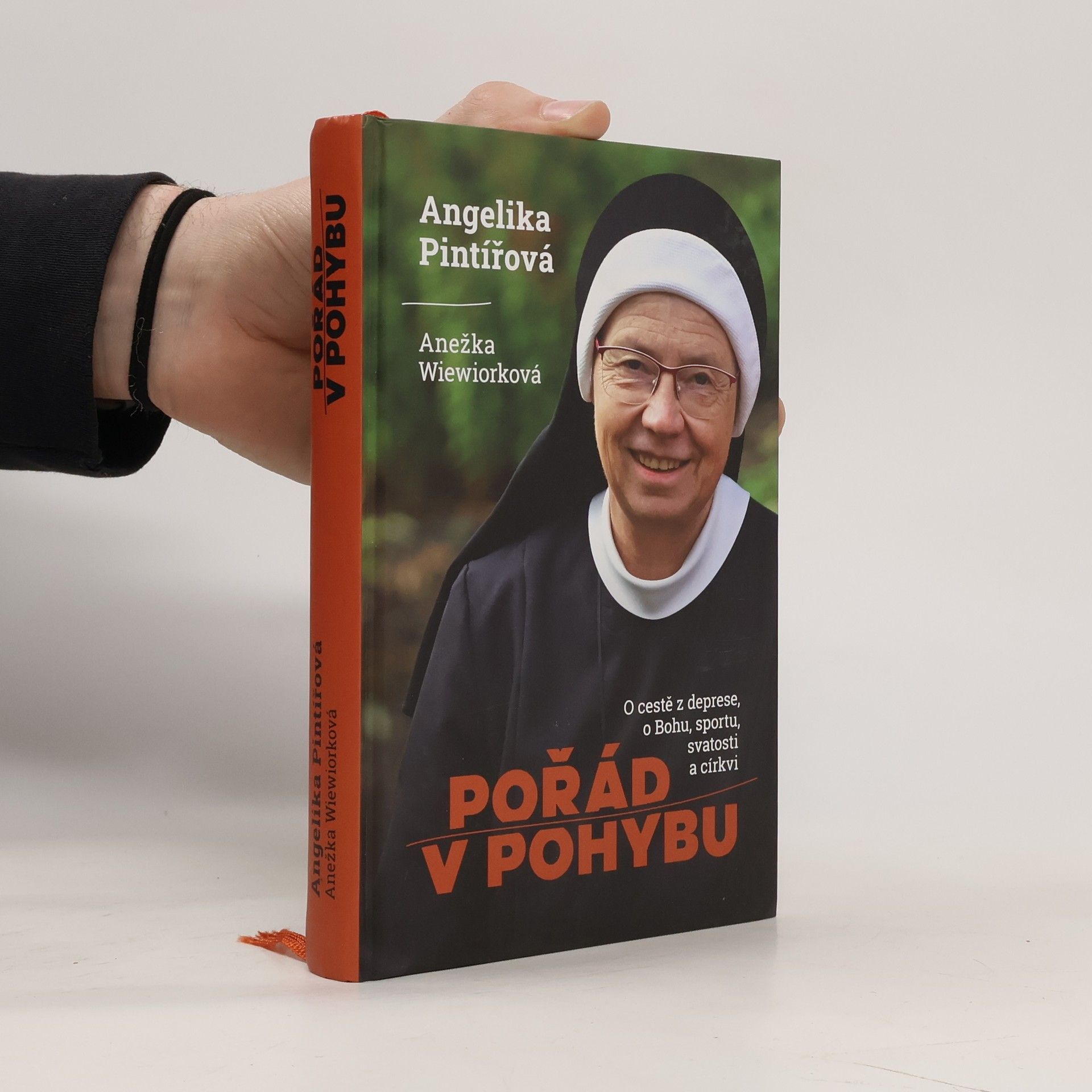 Angelika Pintířová Pořád v pohybu: O cestě z deprese, o Bohu, sportu, svatosti a církvi