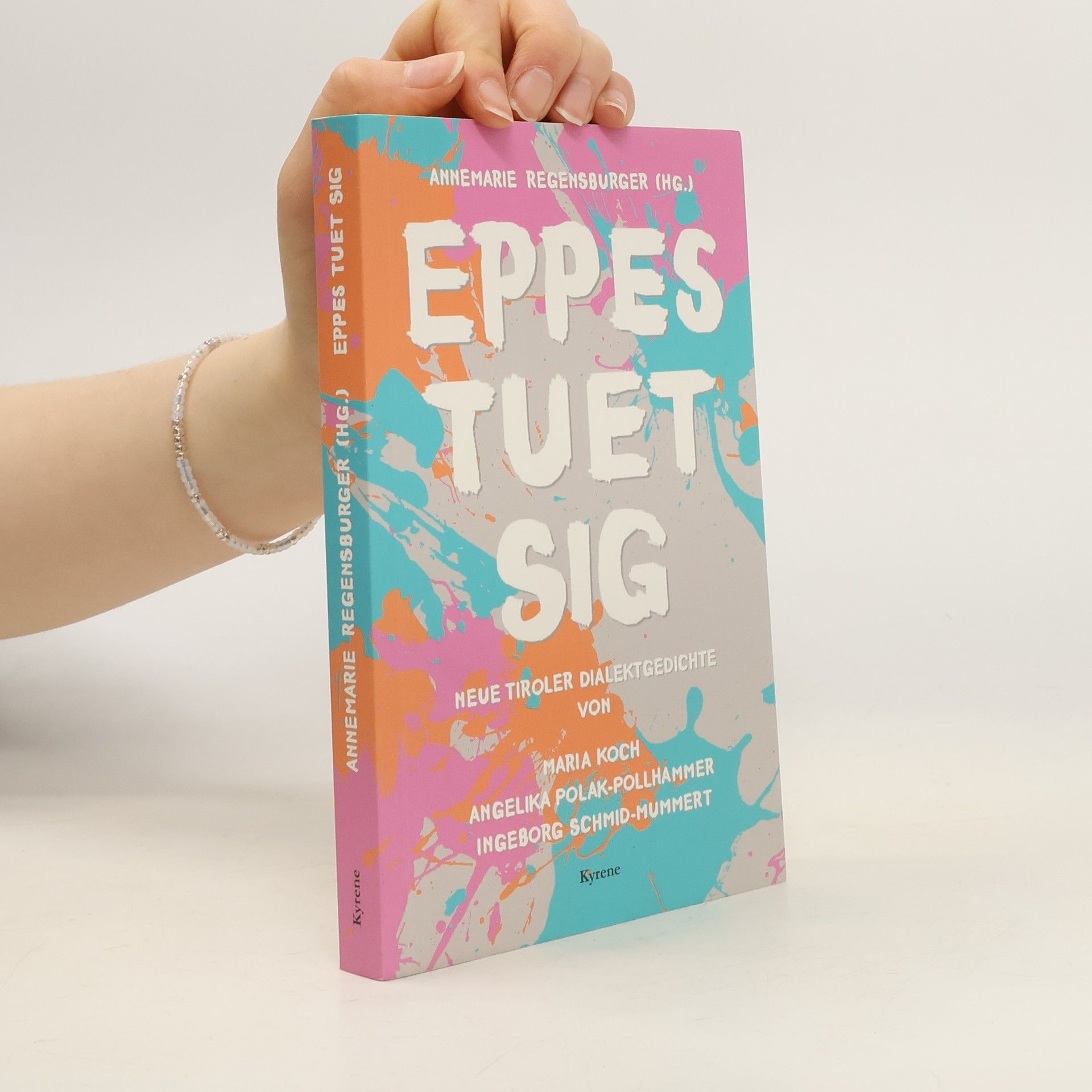 Maria Koch Eppes tuet sig
