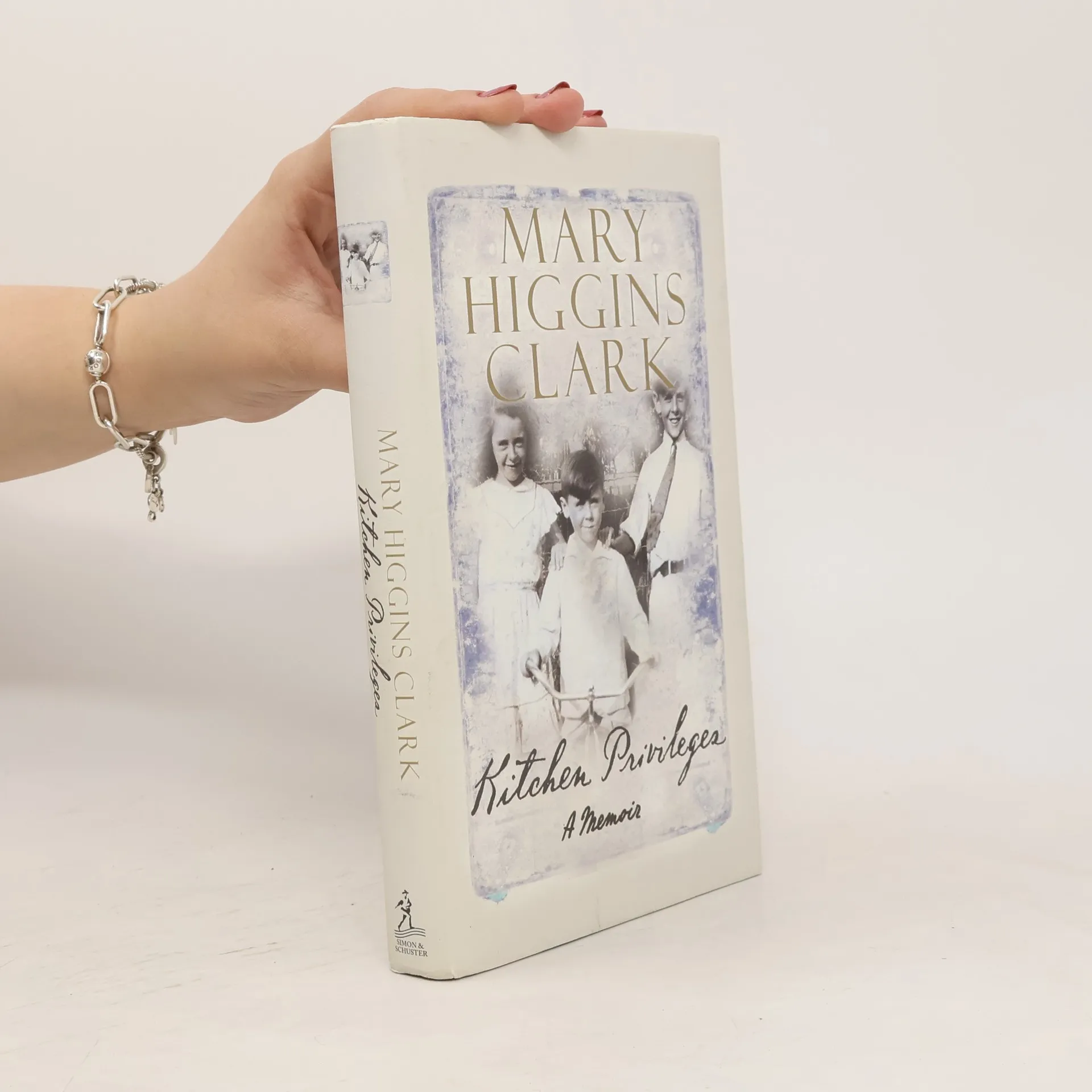 Kitchen Privileges | Book | Hardcover | Mary Higgins Clark | EN