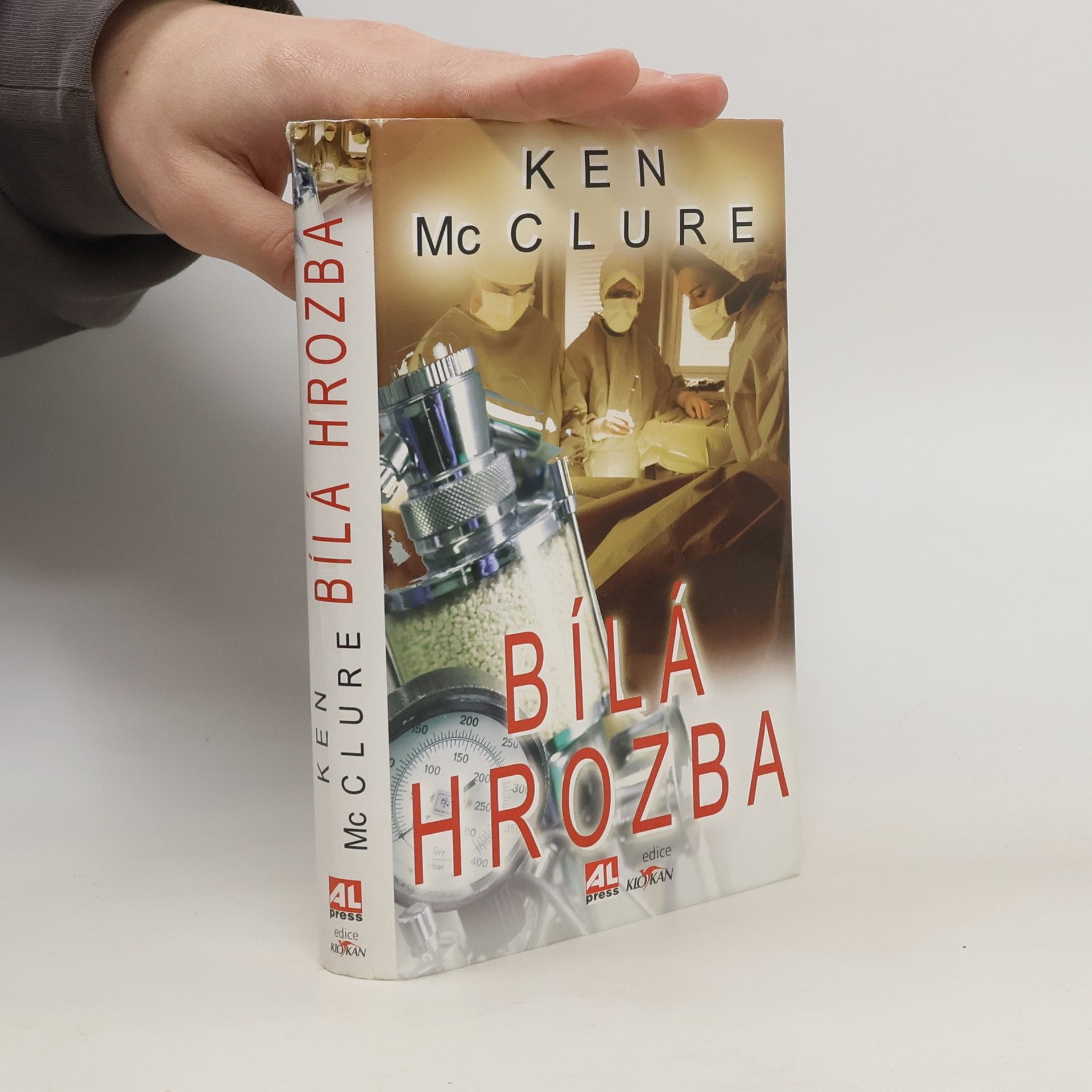 Ken McClure Bílá hrozba