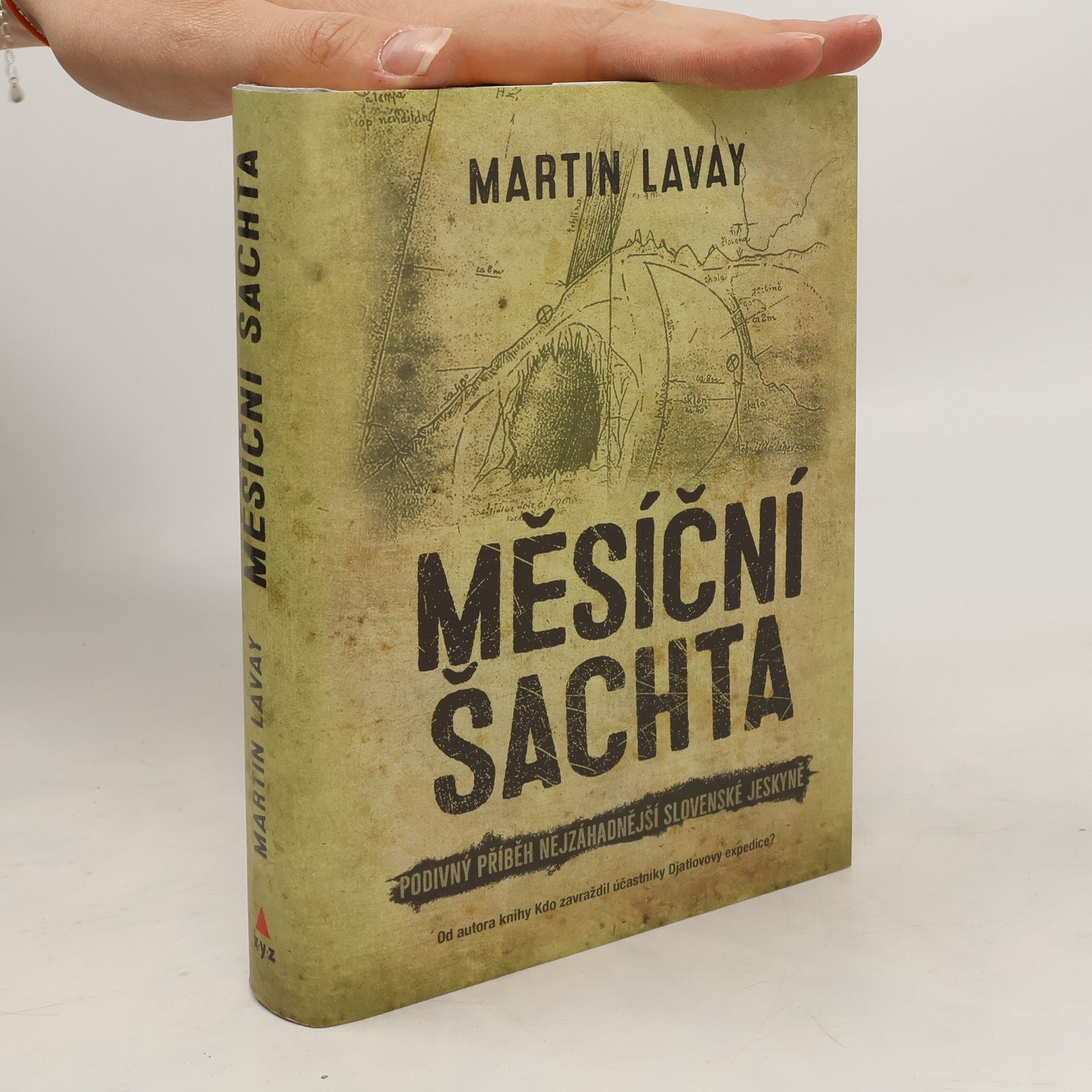 Martin Lavay Měsíční šachta
