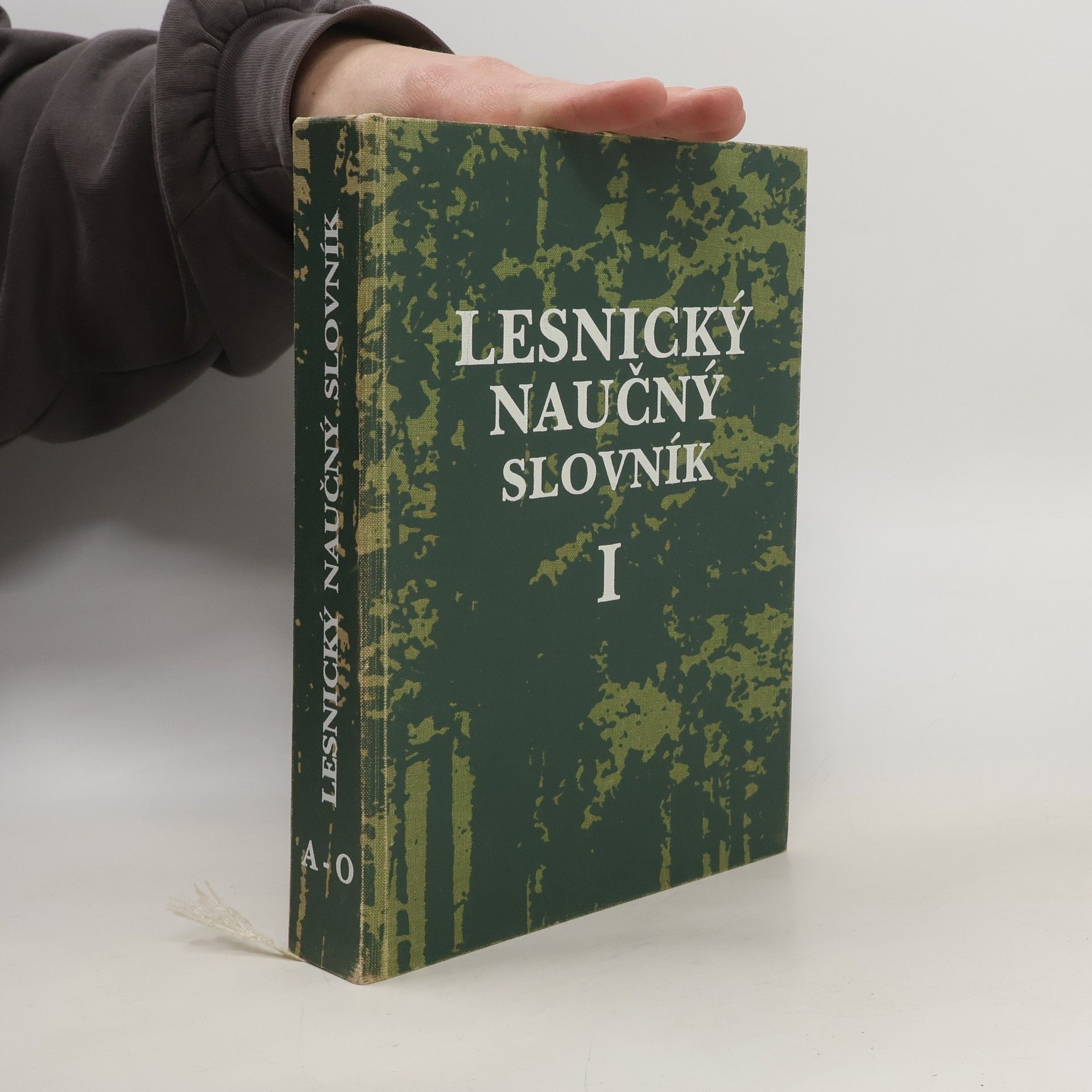 Věra Vlková Lesnický naučný slovník I. díl, A - O