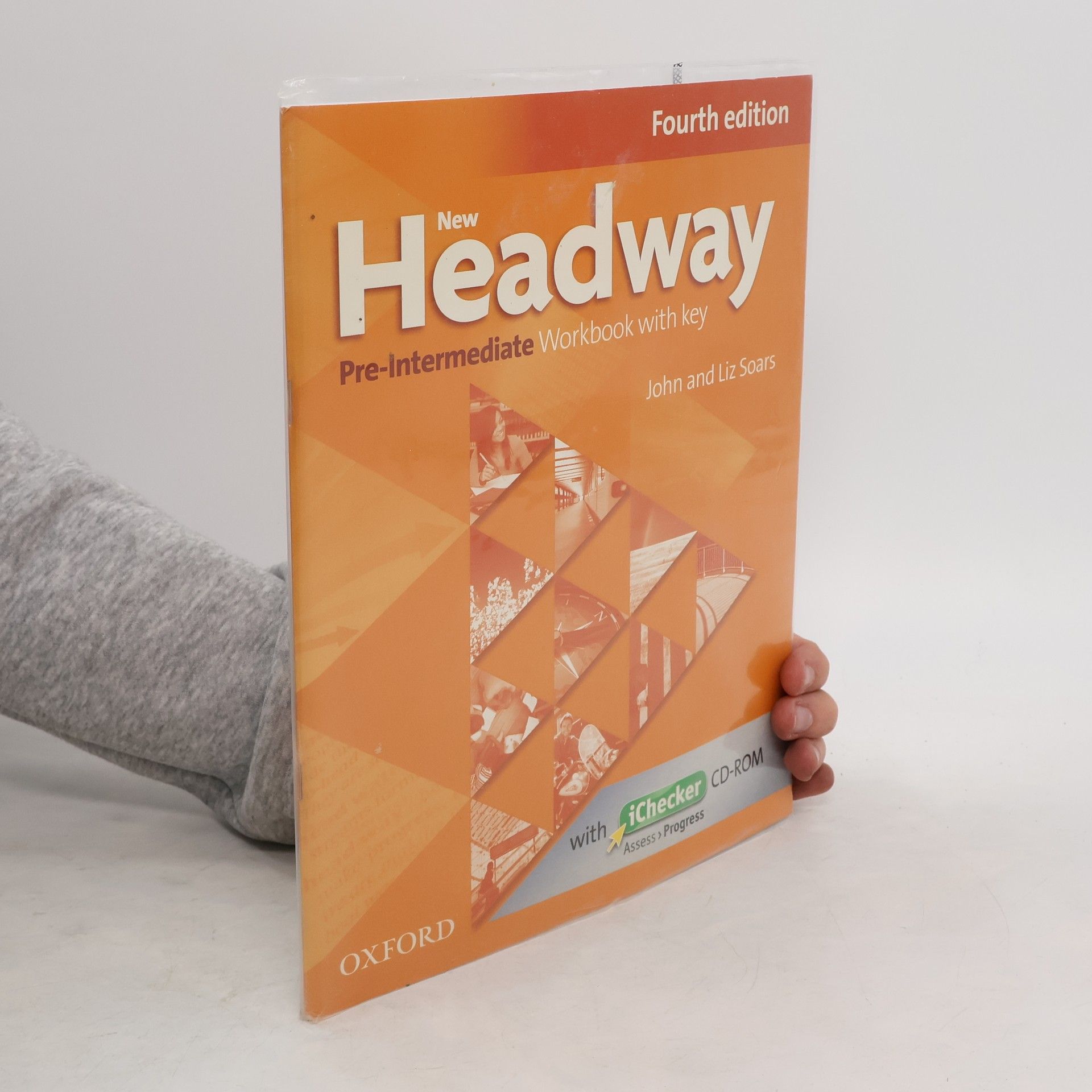 John Soars New Headway. Pre-Intermediate. Workbook with key