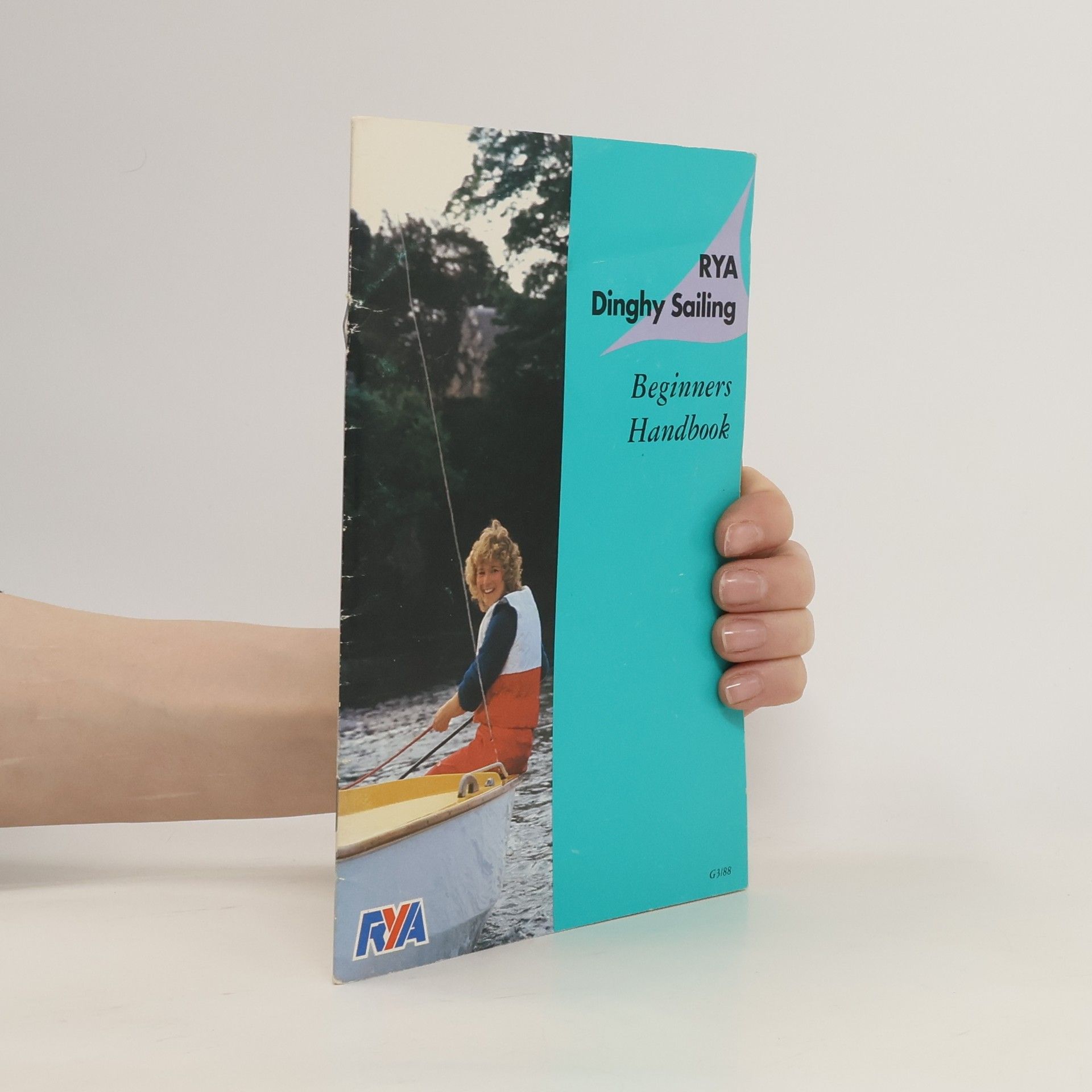Collectif d'auteurs Rya Dinghy Sailing. Beginners Handbook
