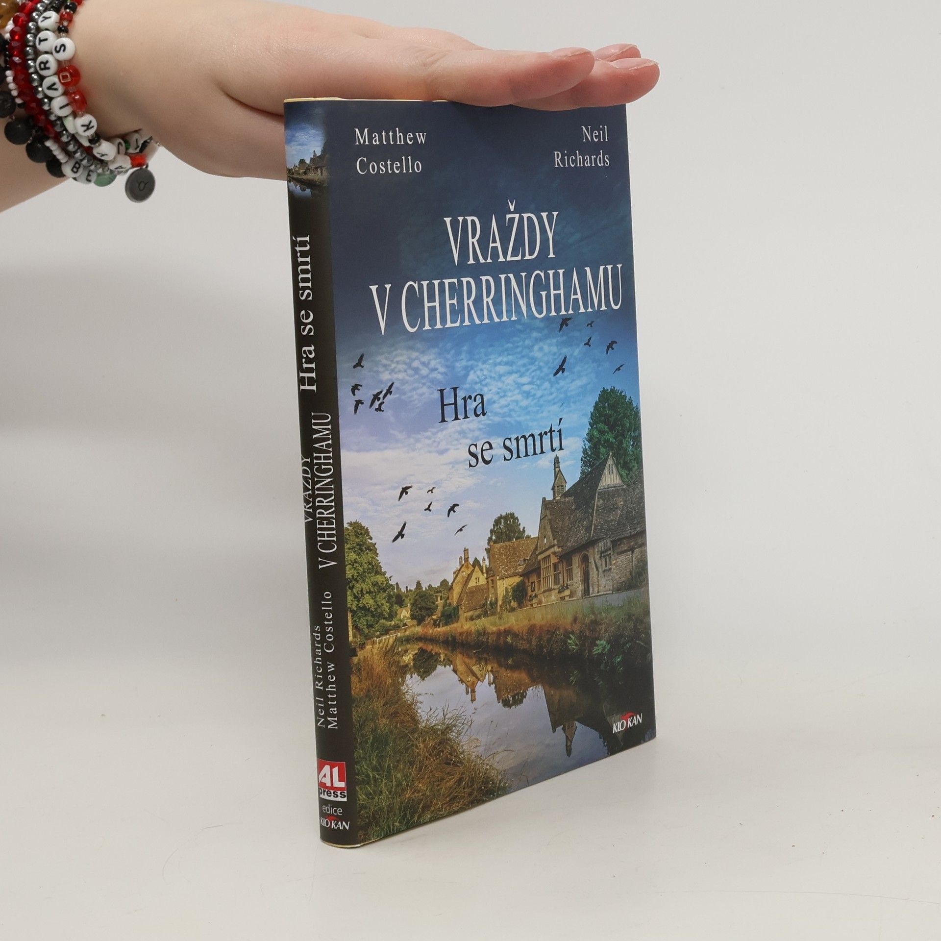 Matthew J. Costello Vraždy v Cherringhamu. Hra se smrtí