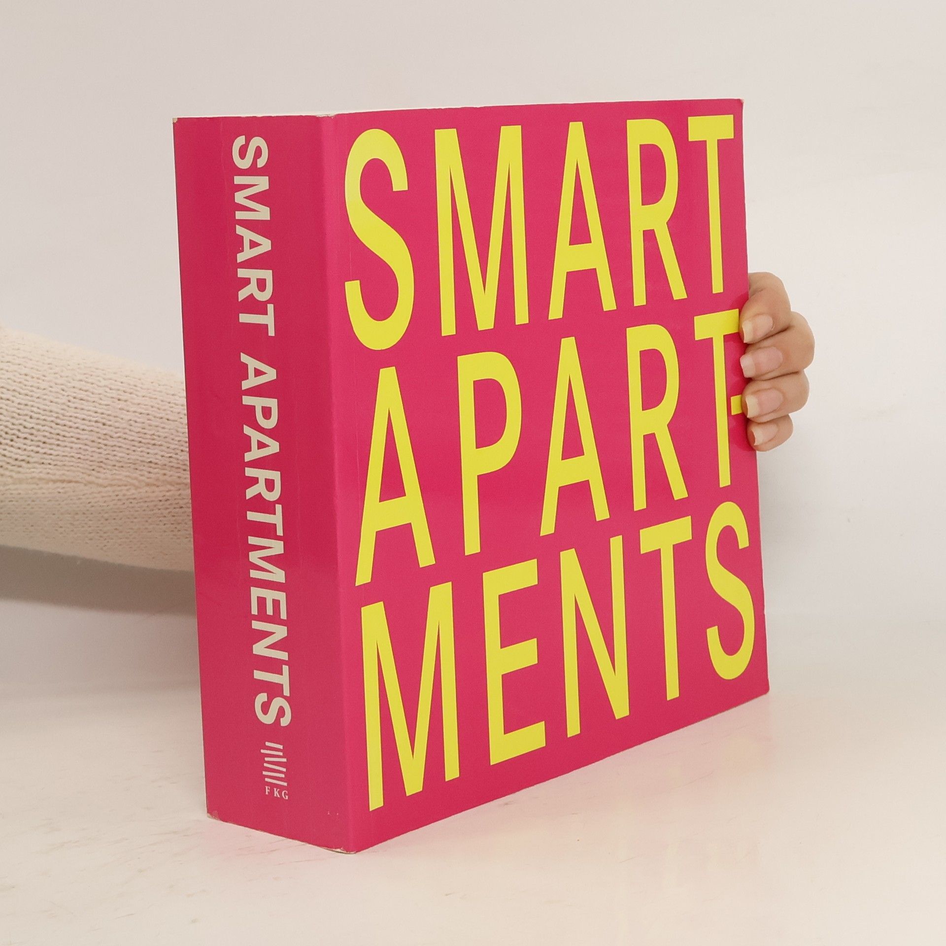 Mariana R. Eguaras Etchetto Smart apartments